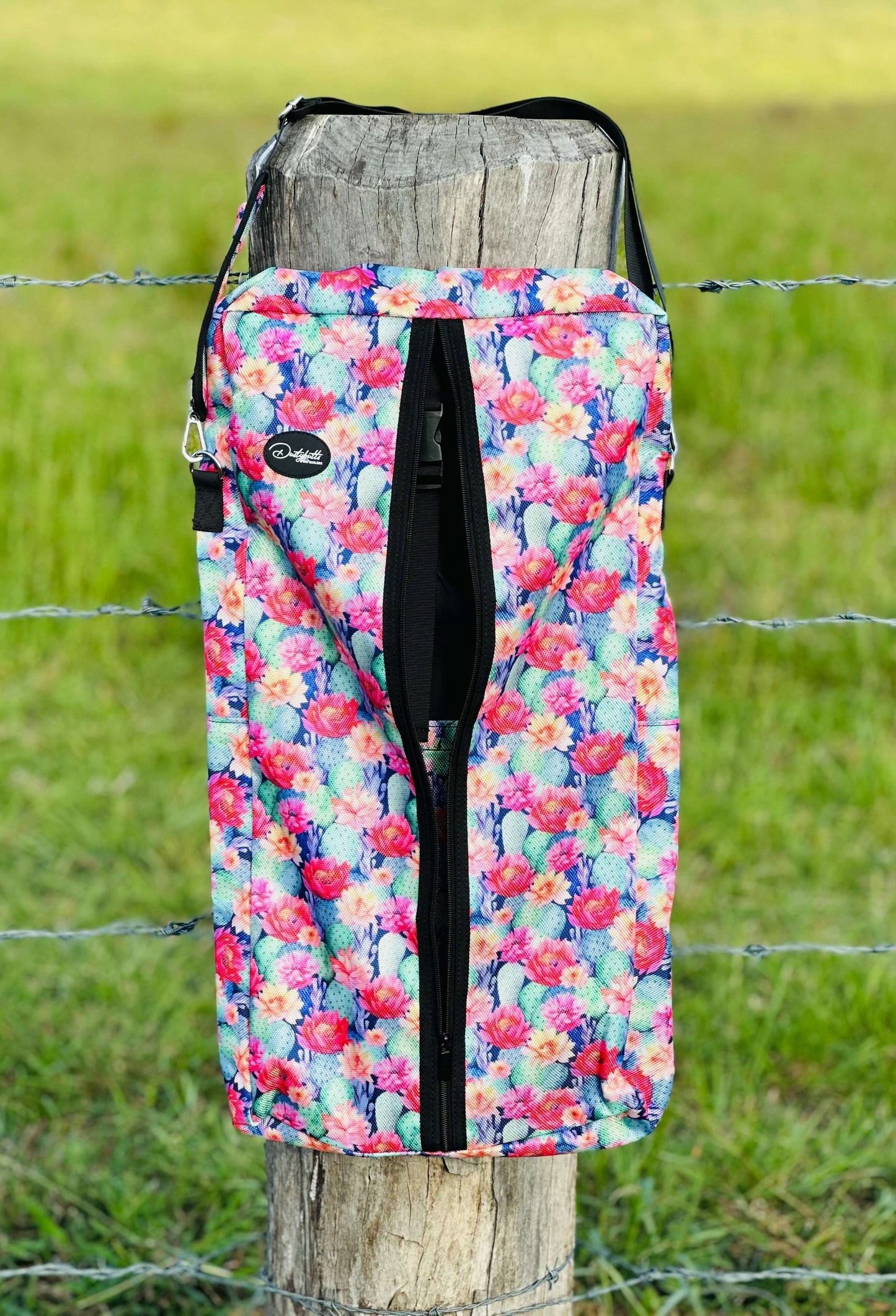 dustybutts-hanging-tack-bag-cactus-bliss-bags-totes-dustybutts-australia--35159716