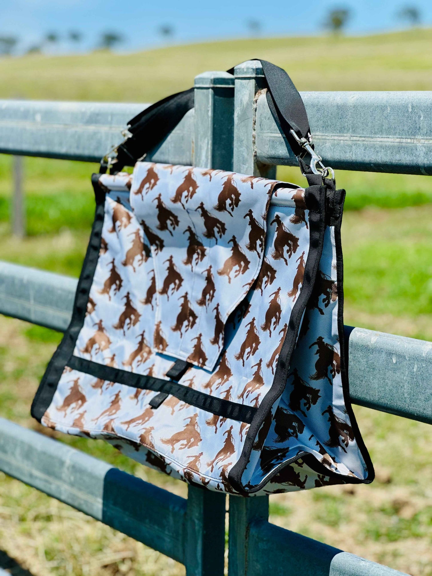 Dustybutts Top Load Hay Bag- Let 'Er Buck