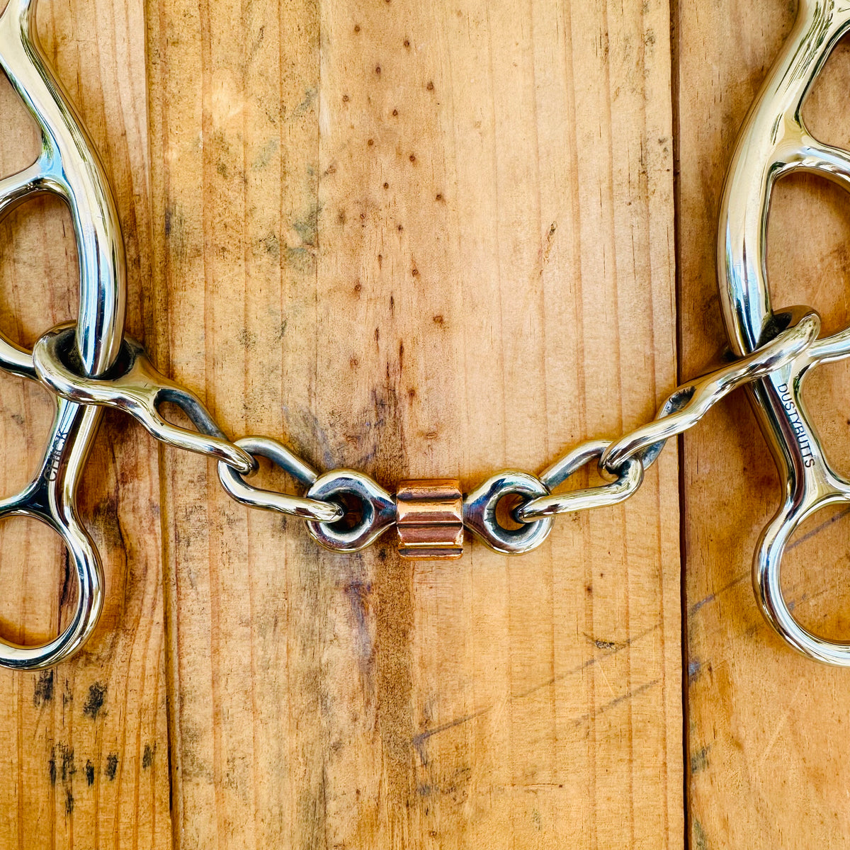 Dustybutts ‘Chick’ Dogbone Chain With Cricket Lifter Bit