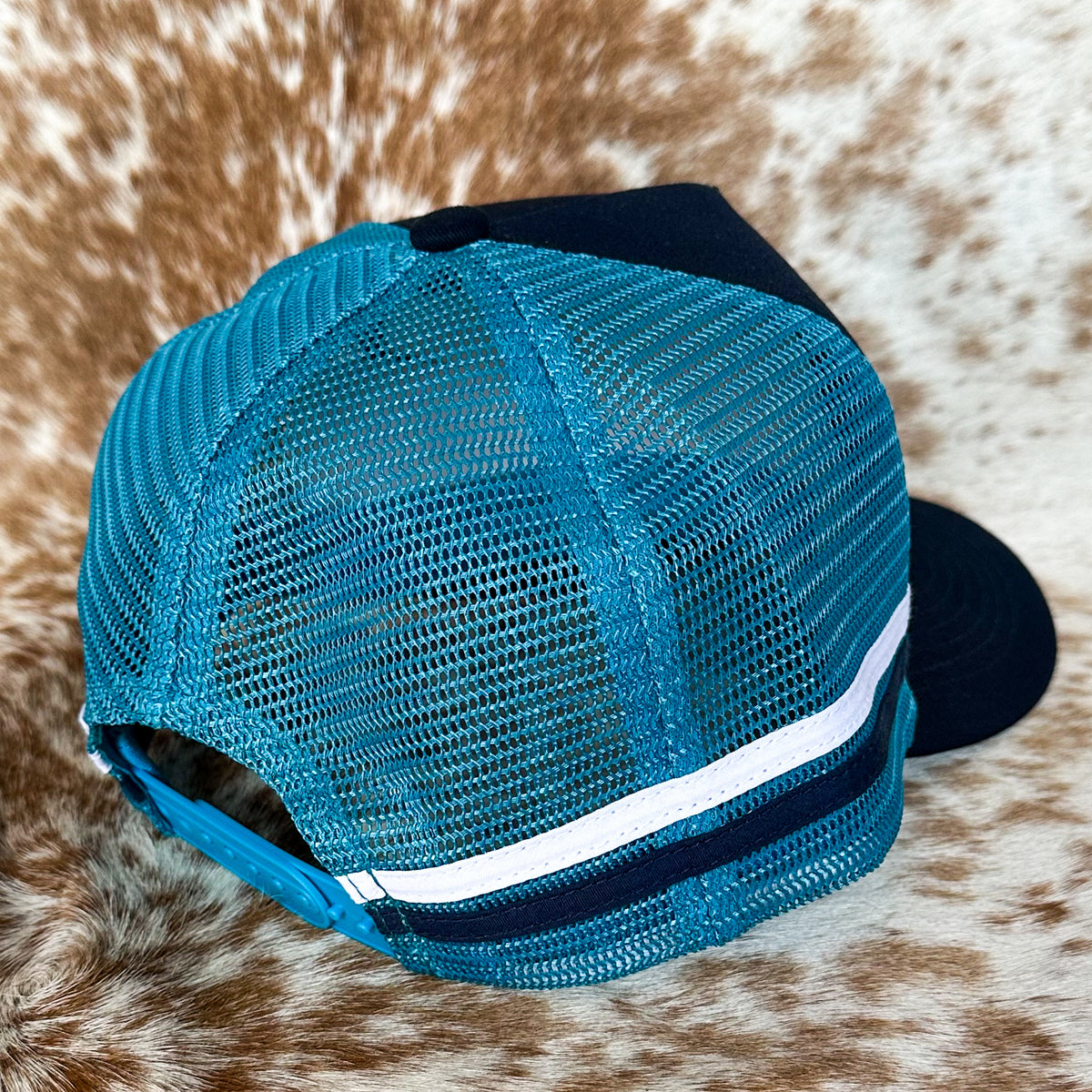 Dustybutts Trucker Cap // Navy & Teal