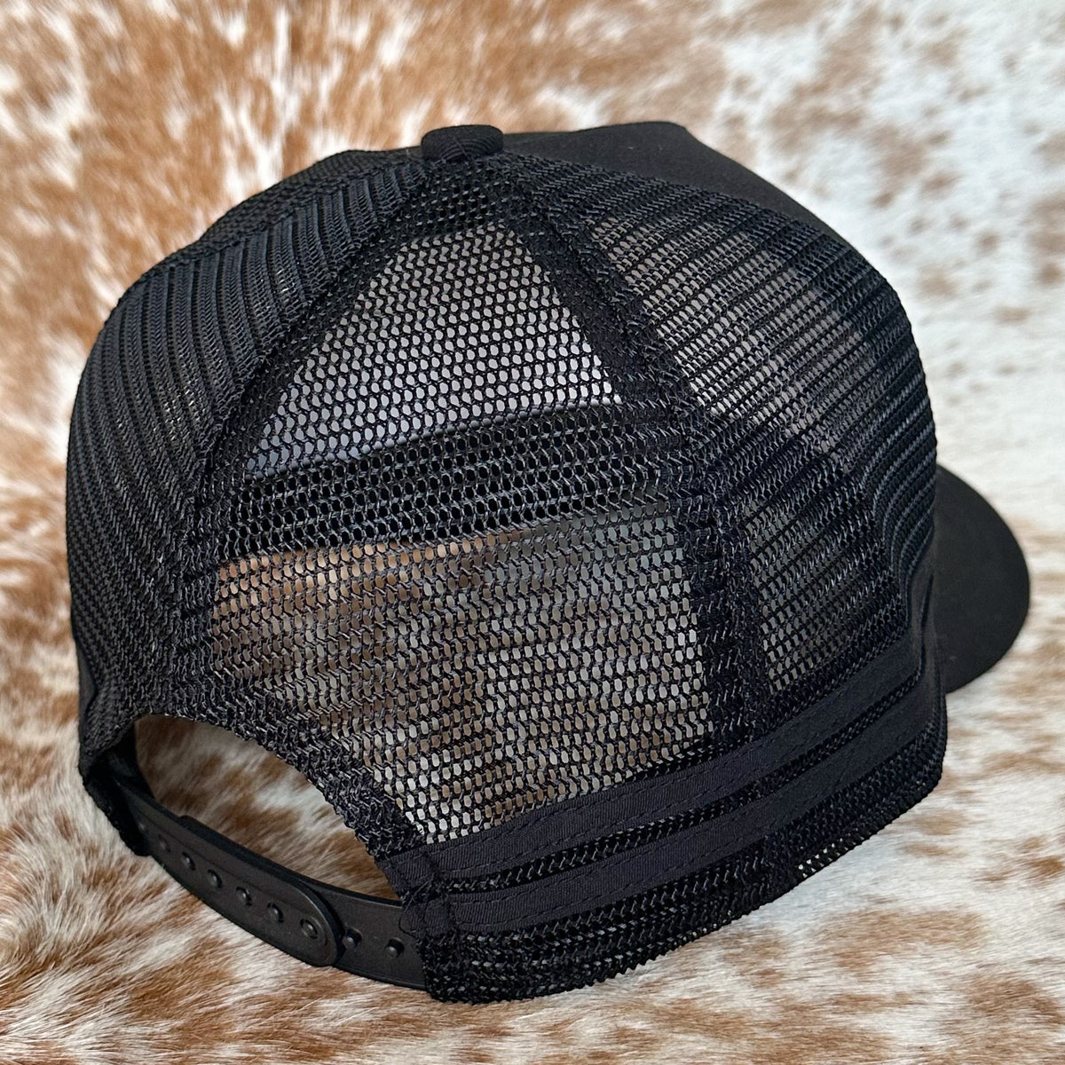 Dustybutts Trucker Cap // Black and Teal