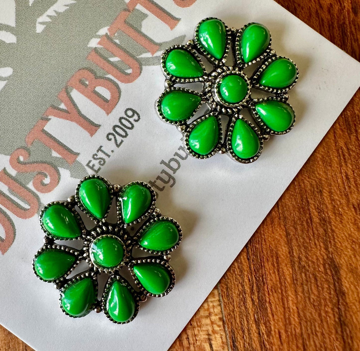 Silver & Green Stone Earrings - Dustybutts Australia