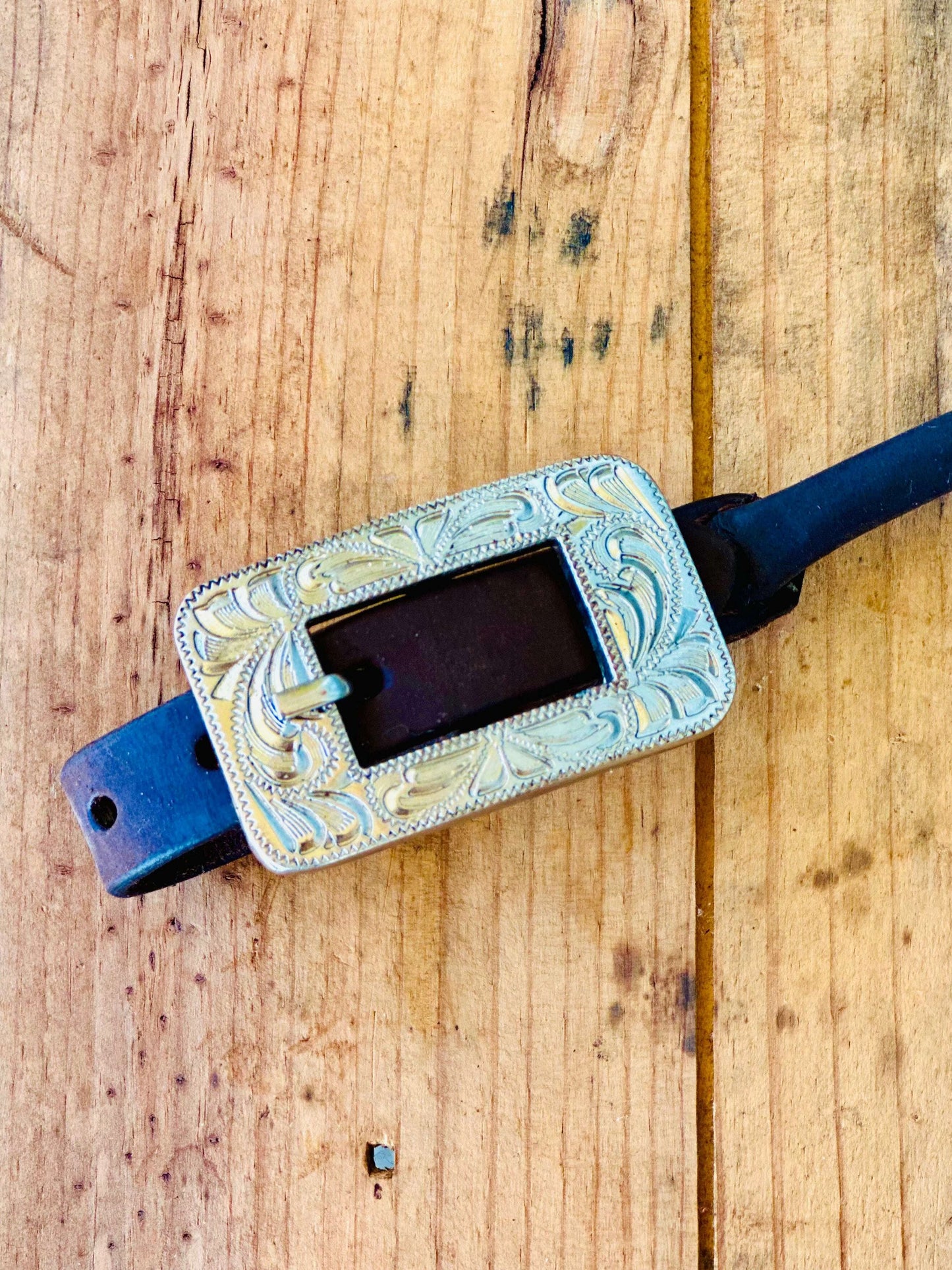 Dustybutts Rolled Leather Curb Strap With Fancy Engraved Buckle