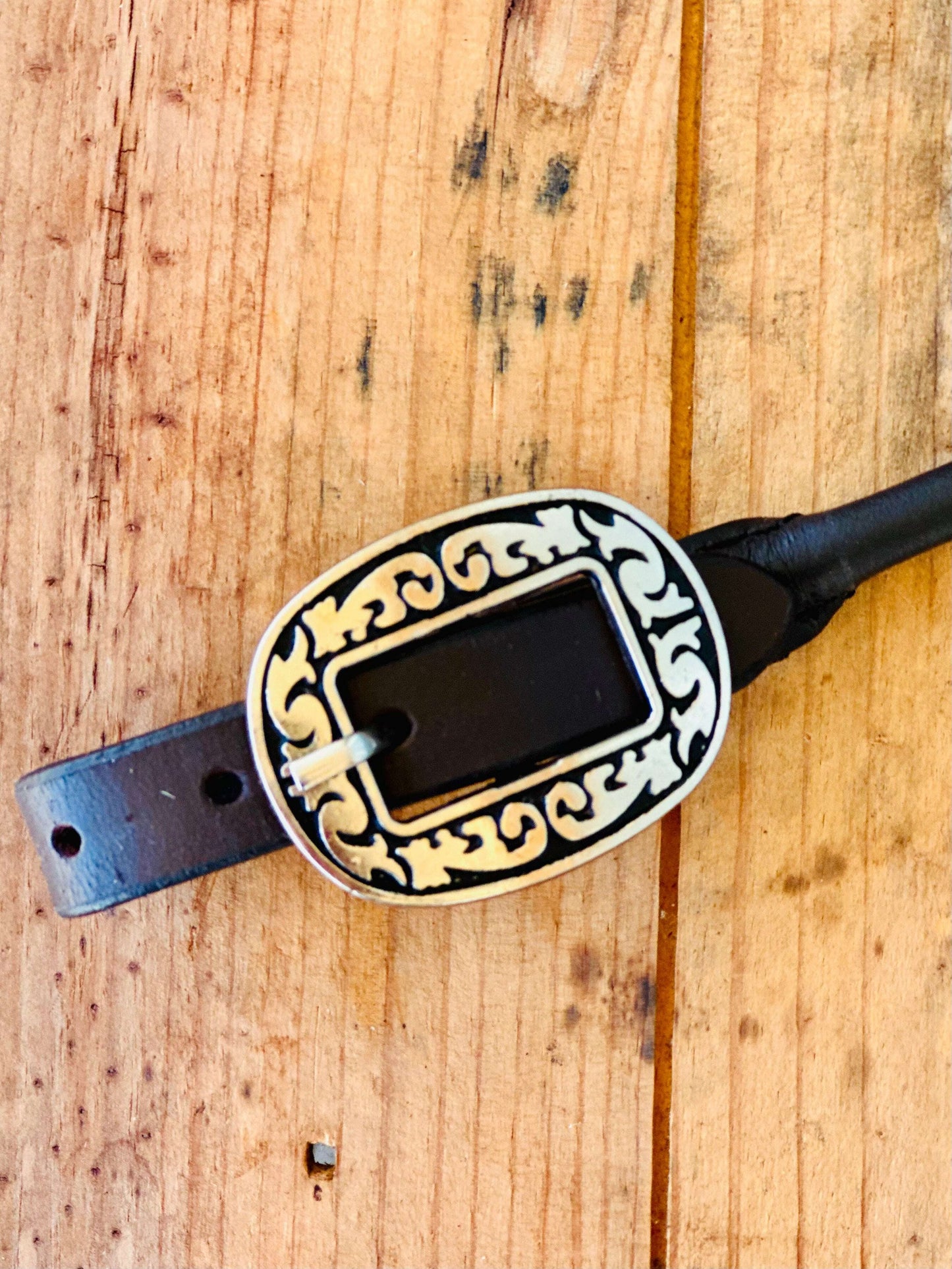 Dustybutts Rolled Leather Curb Strap With Floral Engraved Buckle