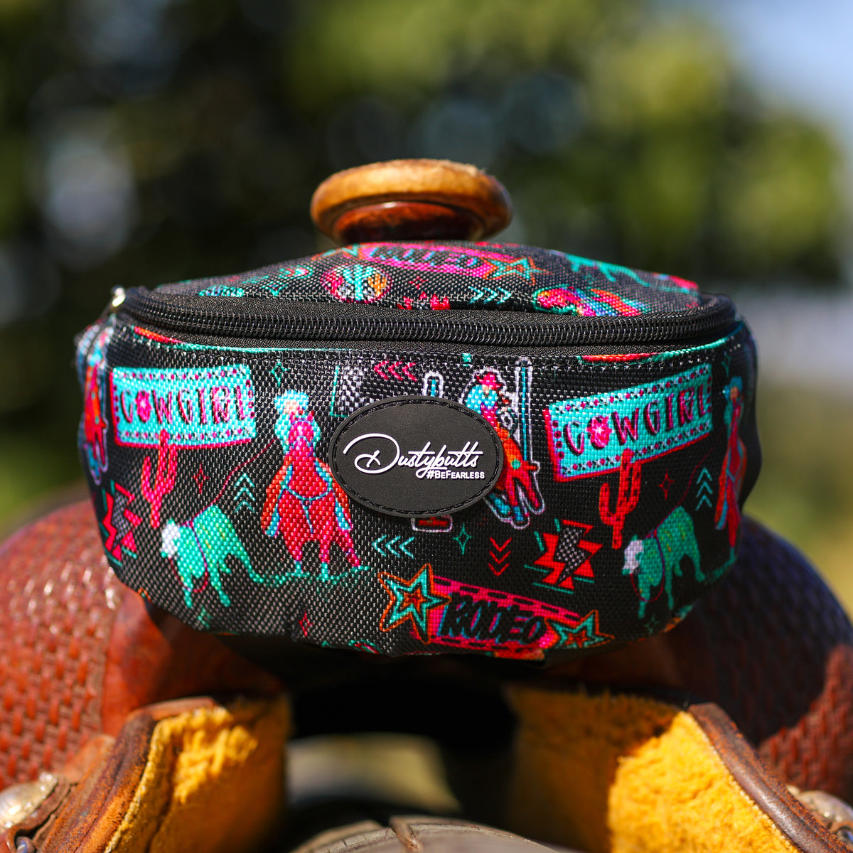 Dustybutts Cowgirl Carryall - Rodeo Rebel