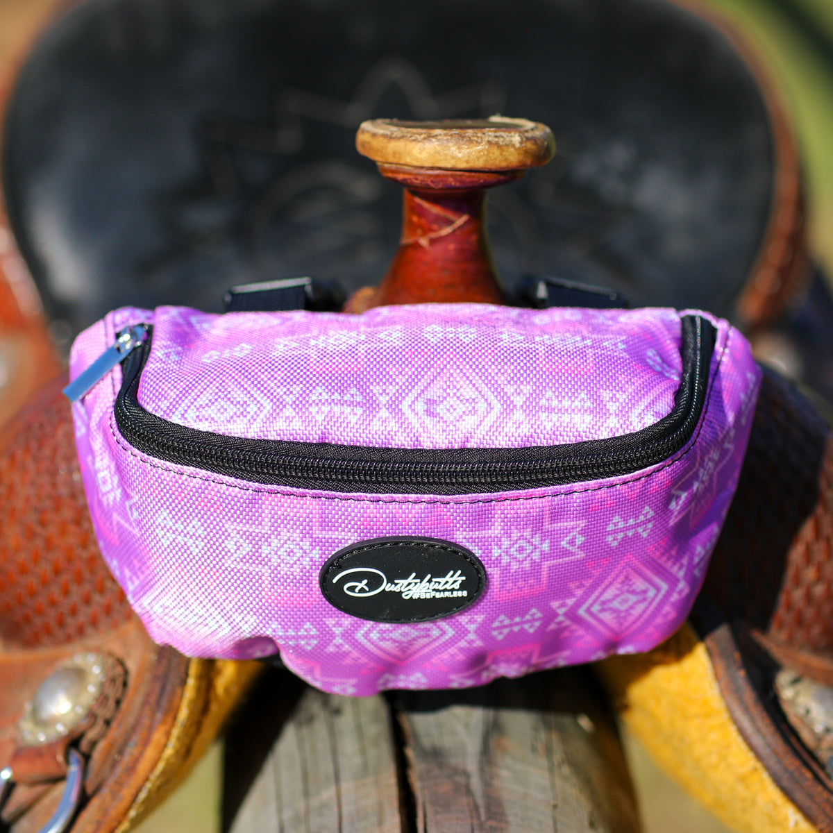 Dustybutts Cowgirl Carryall - Cheyenne