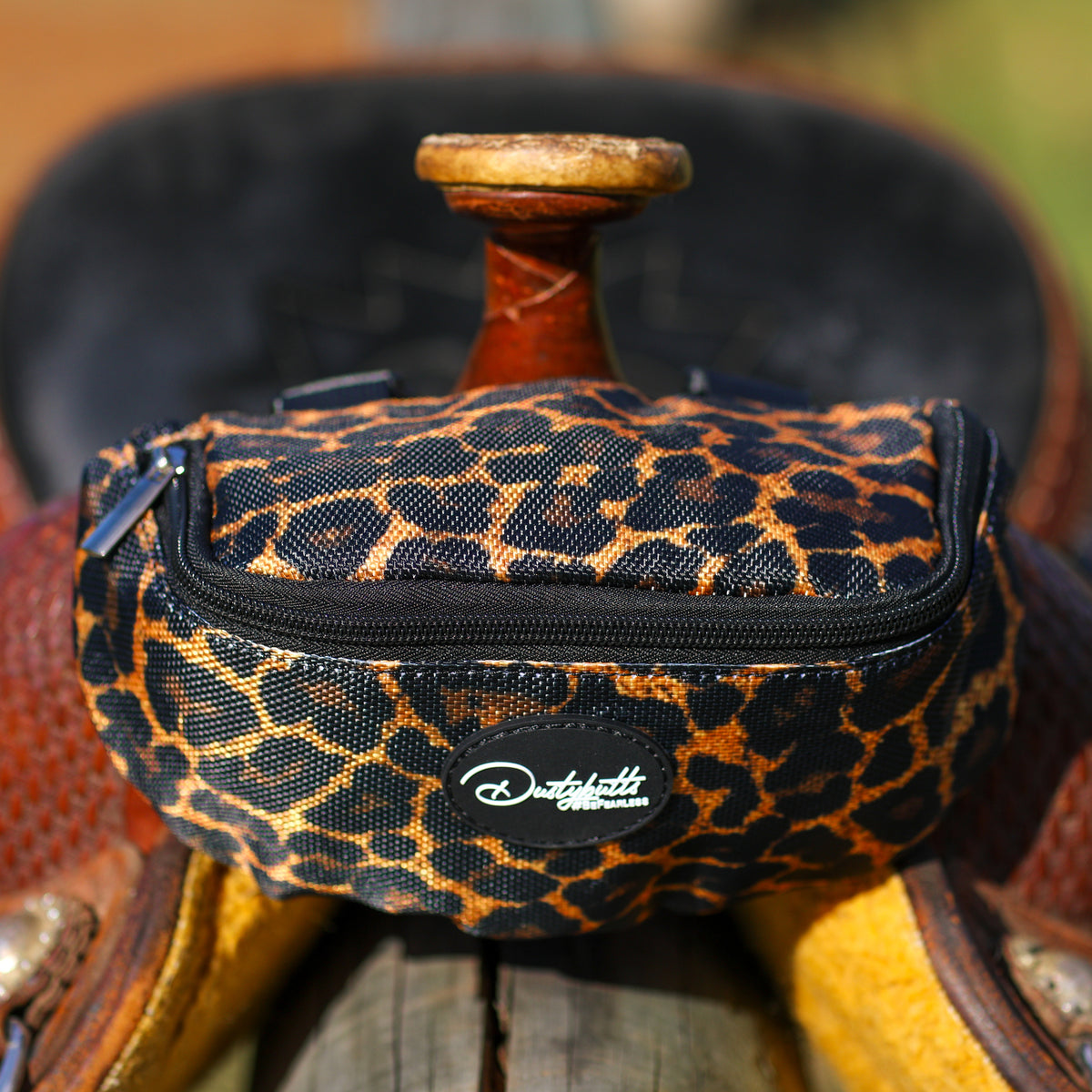 Dustybutts Cowgirl Carryall - Leopard