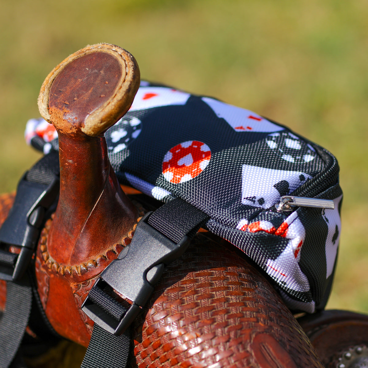 Dustybutts Cowgirl Carryall - Maverick