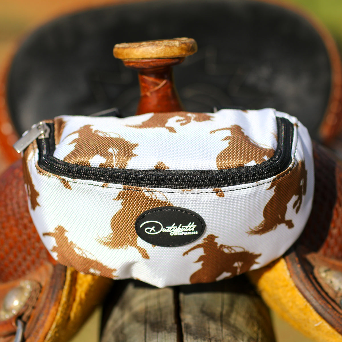 Dustybutts Cowgirl Carryall - Let Er Buck