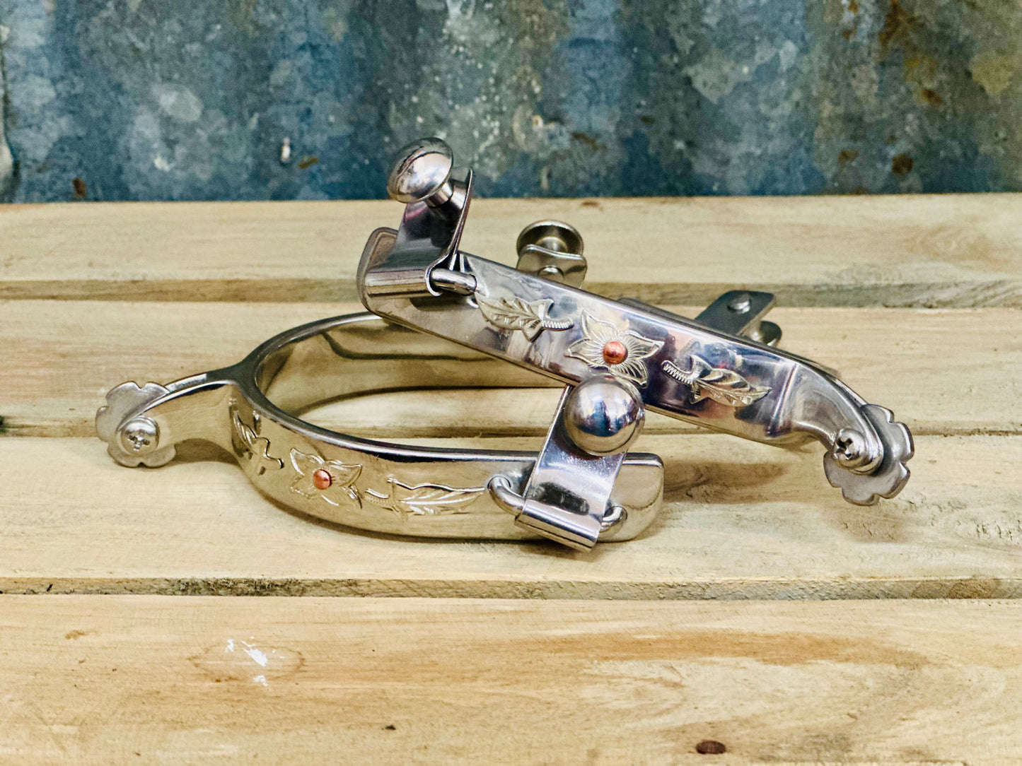 Ladies Stainless Steel Spurs With Leaf Overlay
