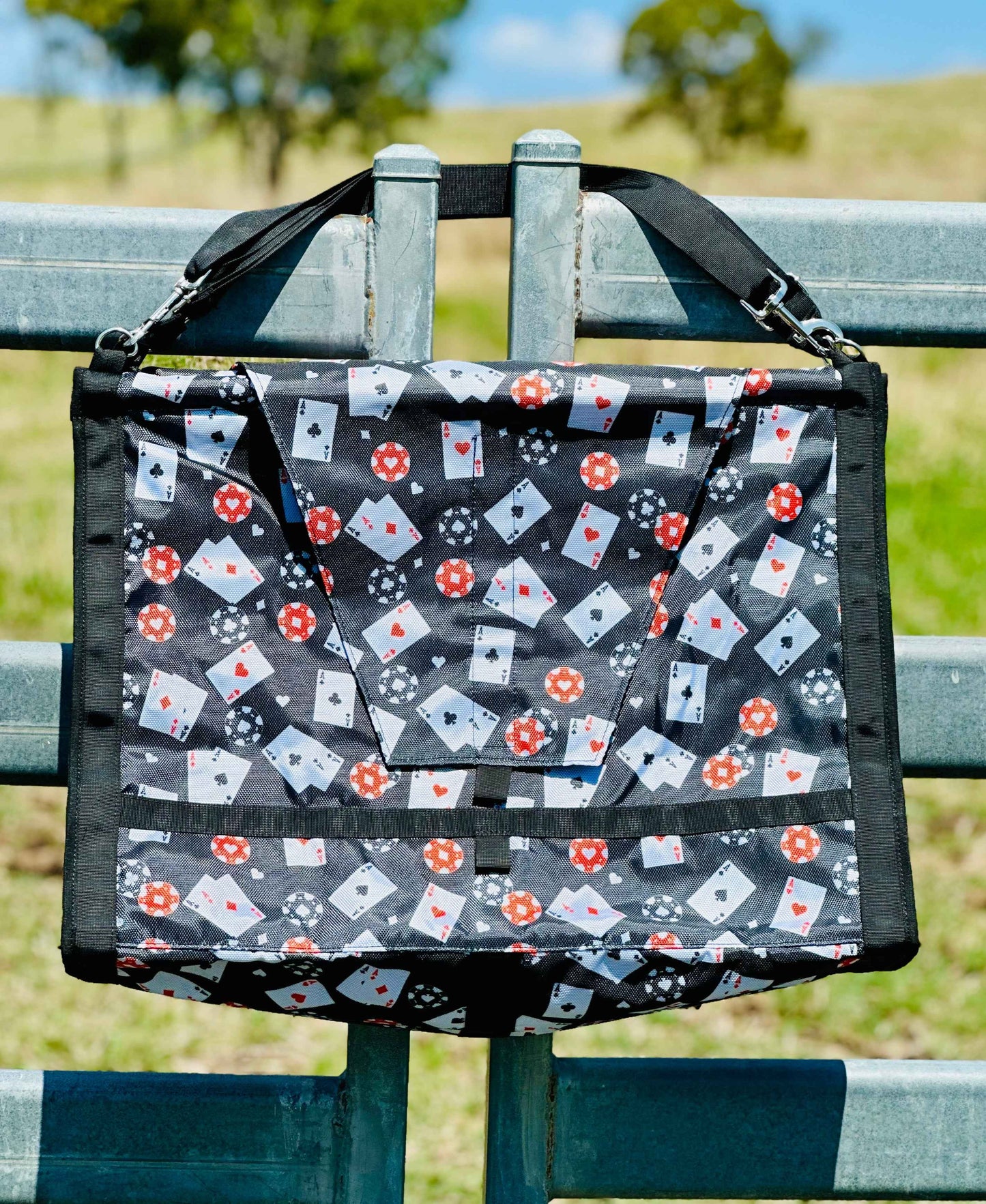 Dustybutts Top Load Hay Bag- Maverick