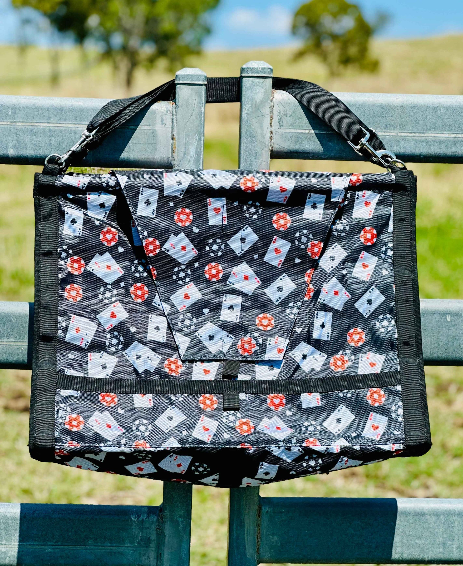 Dustybutts Top Load Hay Bag- Maverick