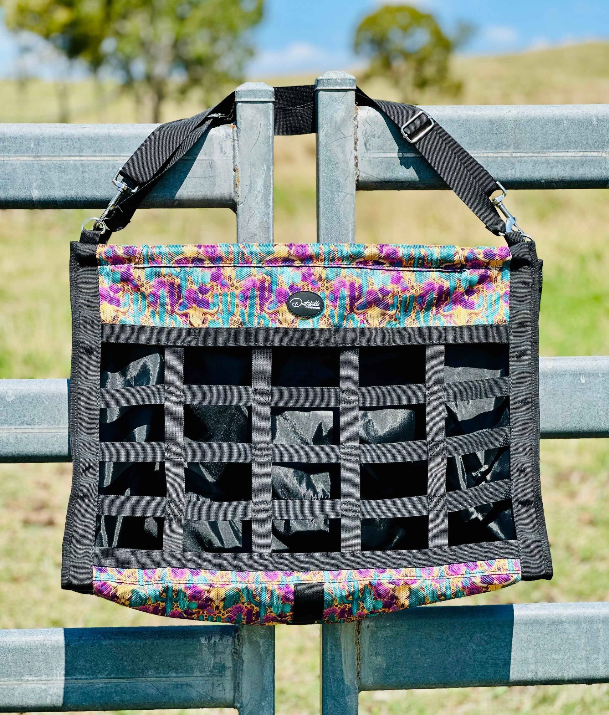 Dustybutts Top Load Hay Bag- Saguaro