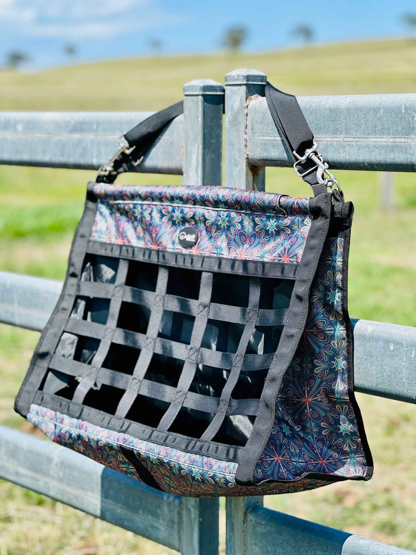 Dustybutts Top Load Hay Bag- Mandala