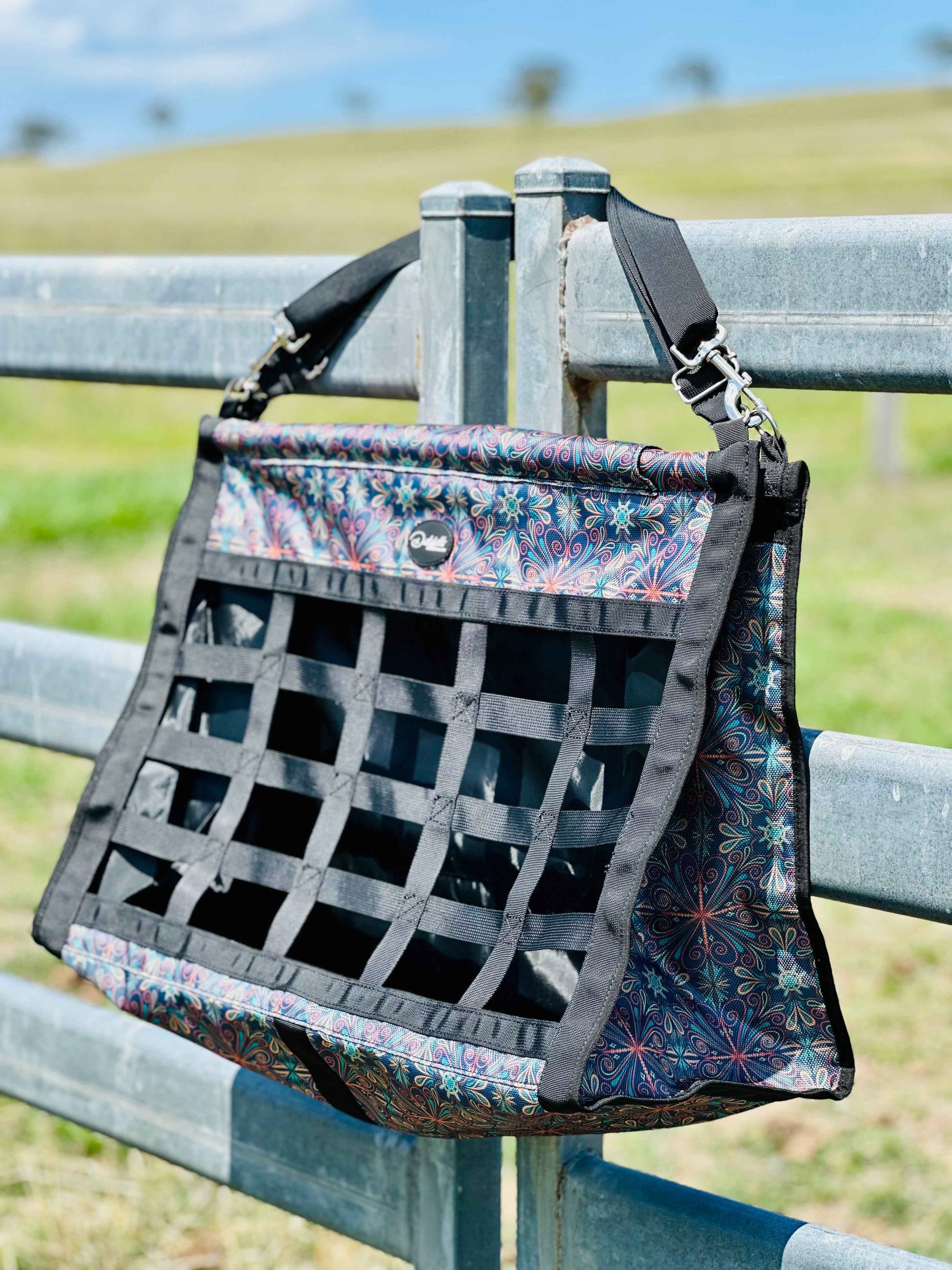 Dustybutts Top Load Hay Bag- Mandala