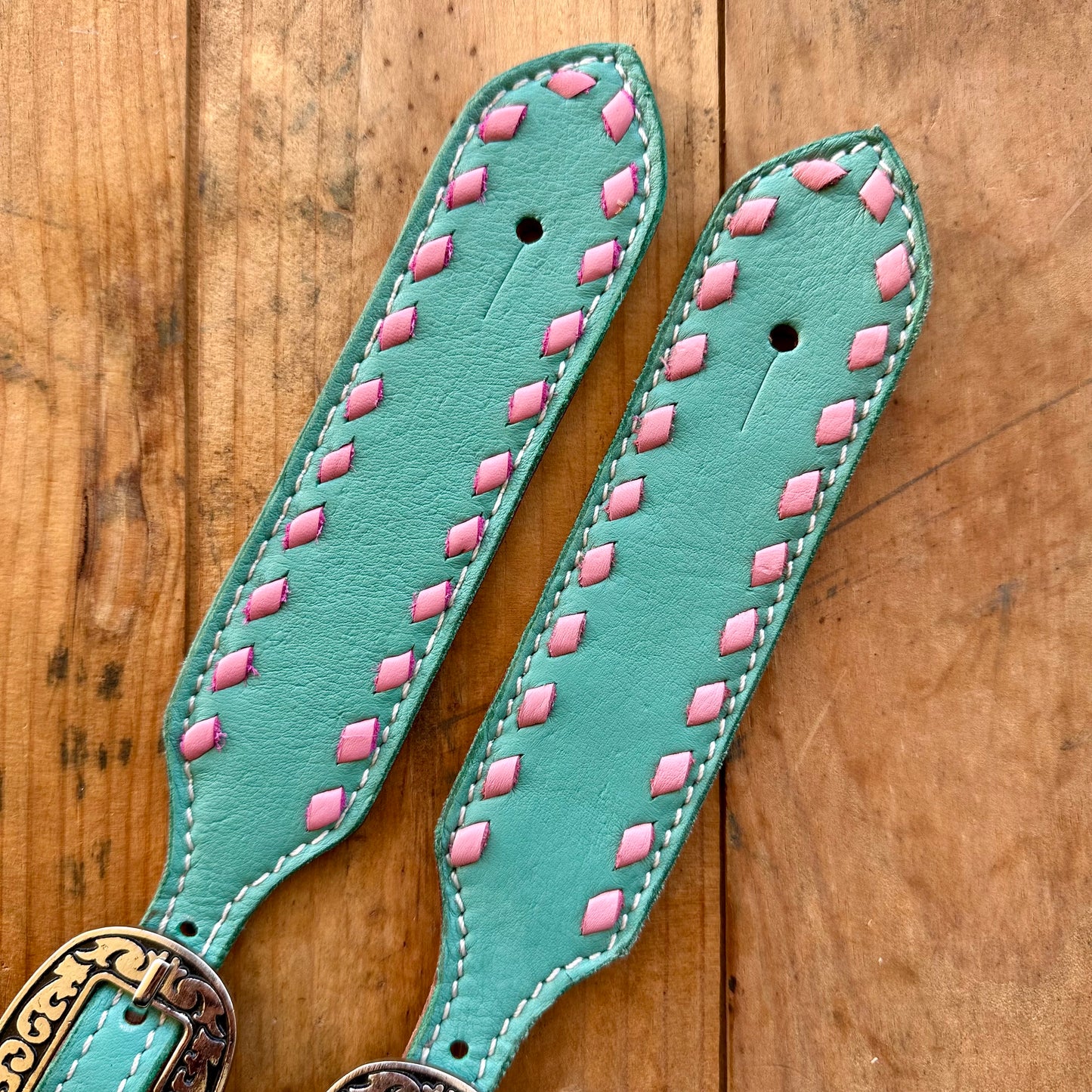 Teal Leather Spur Straps With Light Pink Buckstitch