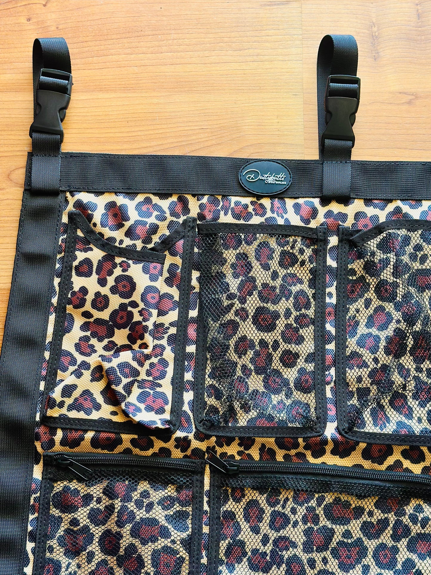 SAMPLE // Hanging Grooming Tote