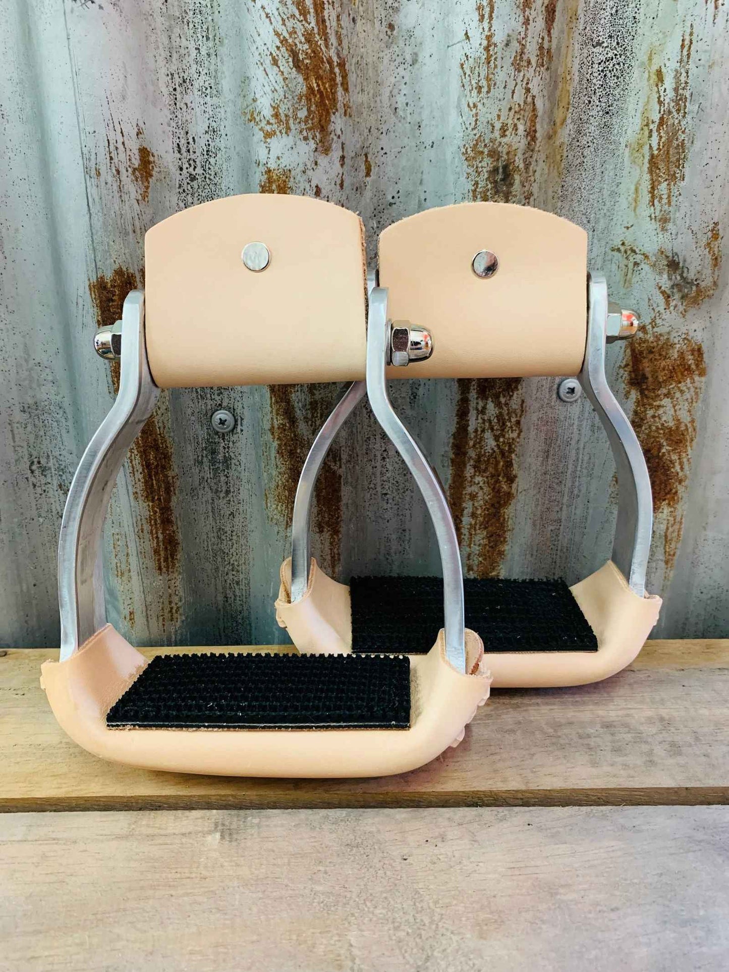 Aluminium Sure Grip Stirrups - Dustybutts Australia