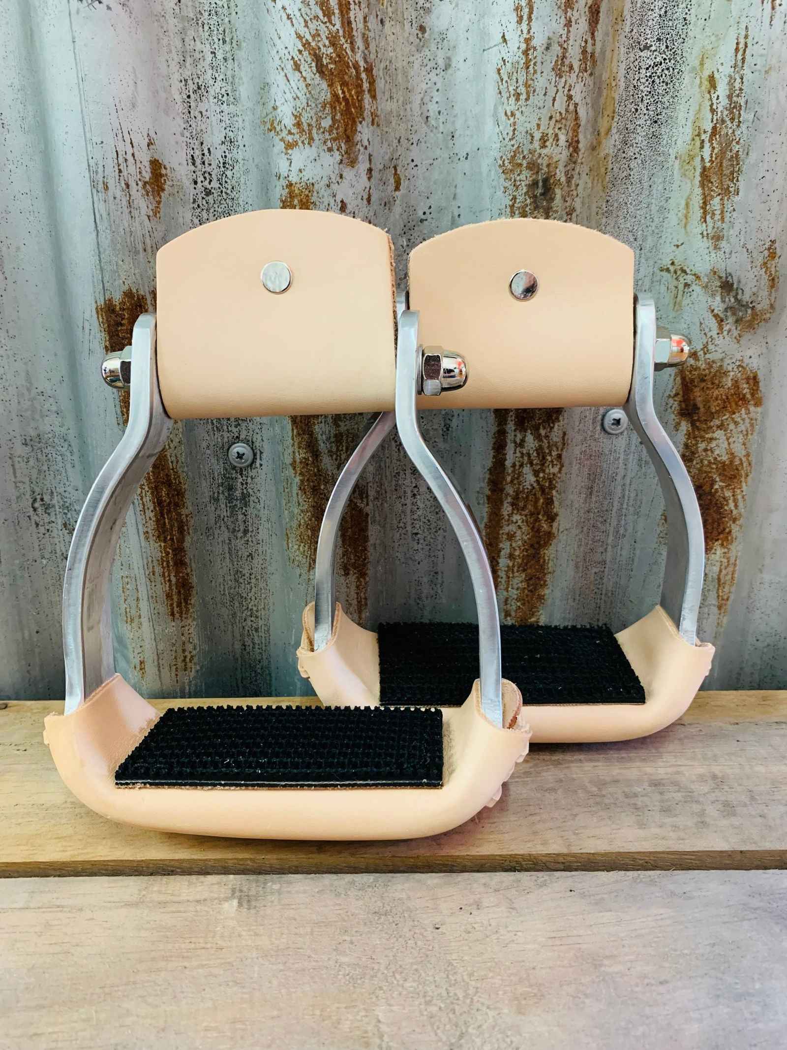 Aluminium Sure Grip Stirrups - Dustybutts Australia