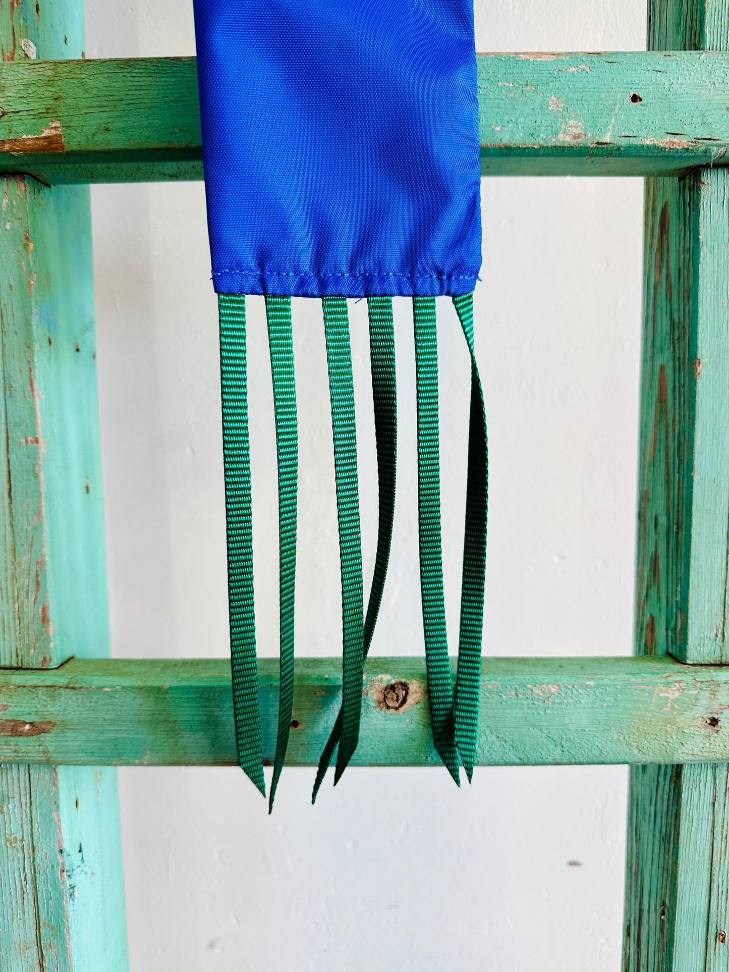 Blue Tail Bag With Green Whippers // Regular - Dustybutts Australia