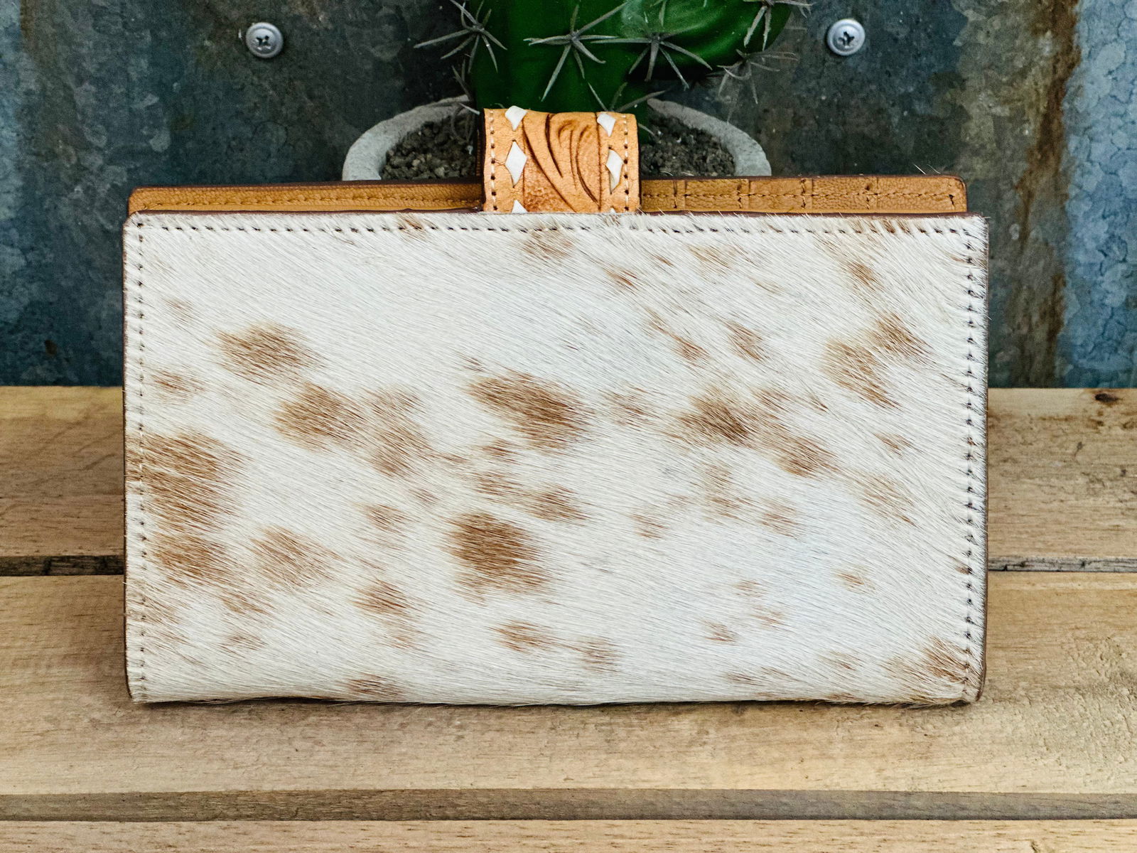 Cowhide Wallet With Leather Tooling - Dustybutts Australia