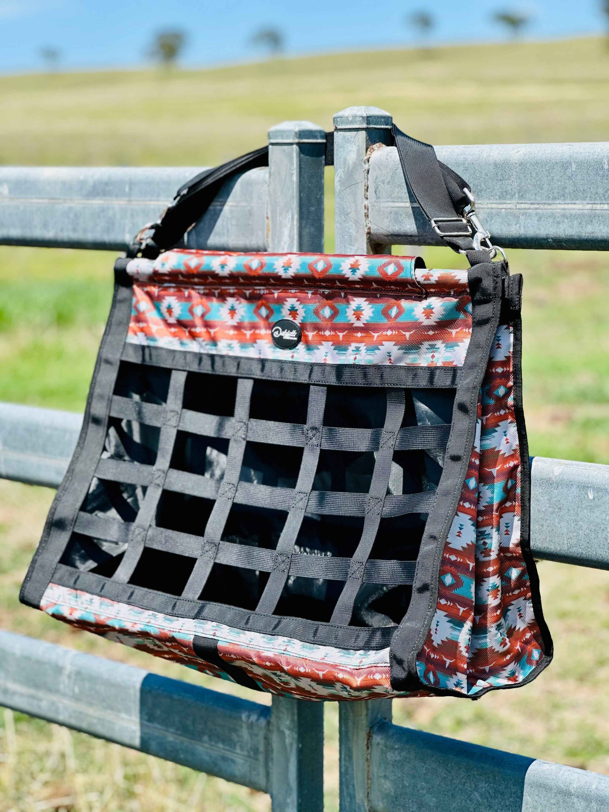 Dustybutts Top Load Hay Bag- Laredo