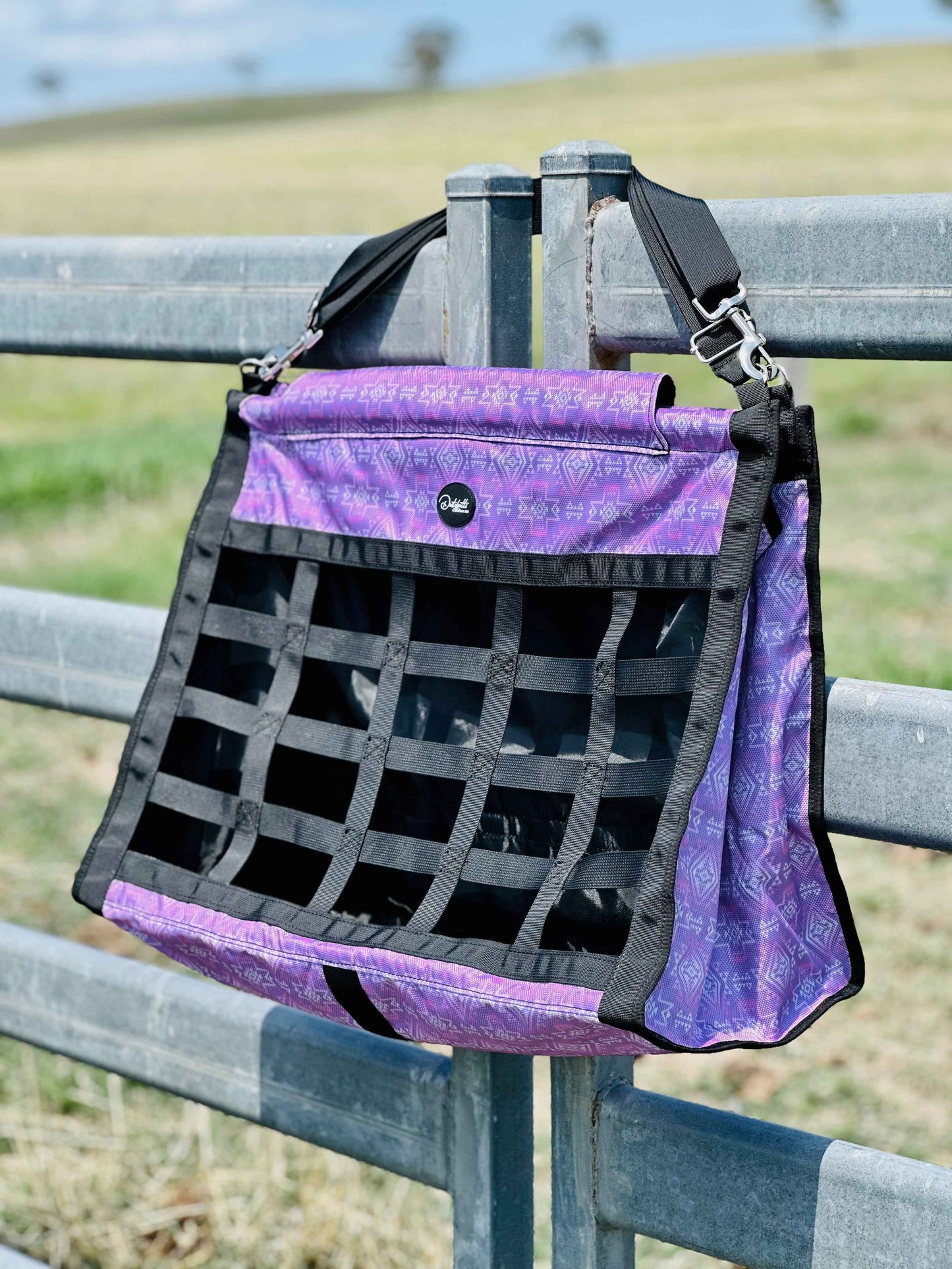 Dustybutts Top Load Hay Bag- Cheyenne