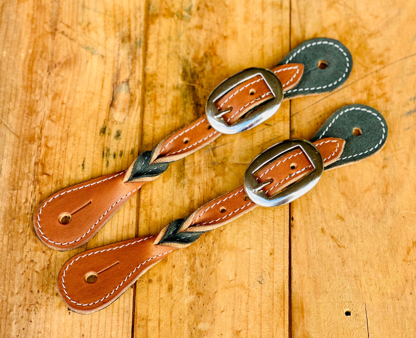 Dustybutts Harness Leather Twisted Spur Straps // Brown & Grey
