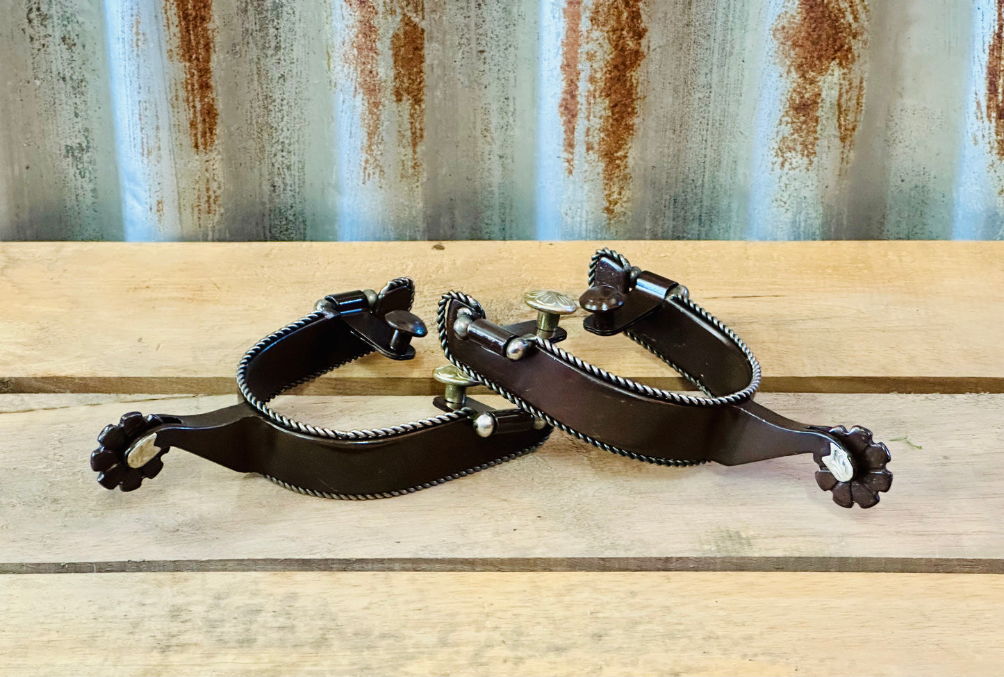 Brown Steel Spur With Twisted Border Design