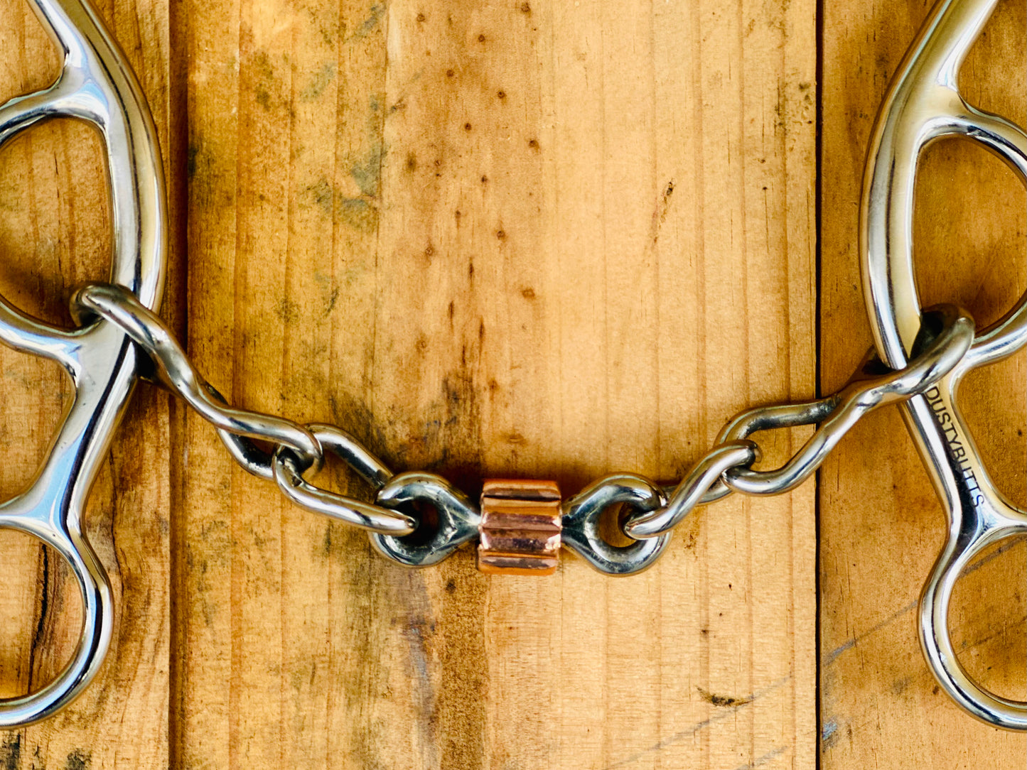Dustybutts ‘Chick’ Dogbone Chain With Cricket Lifter Bit