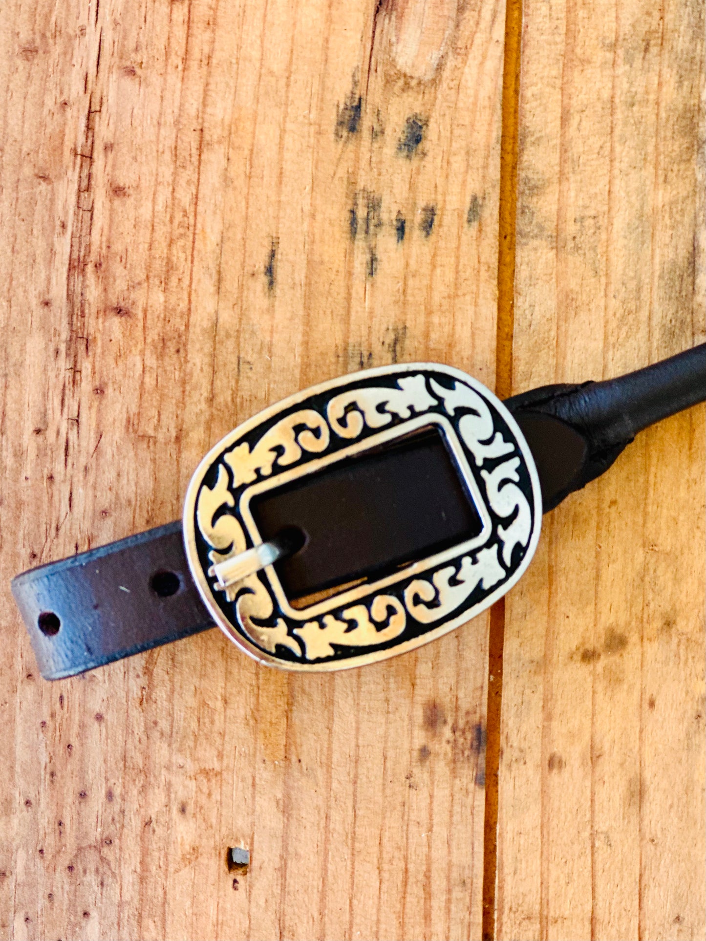 Dustybutts Rolled Leather Curb Strap With Floral Engraved Buckle