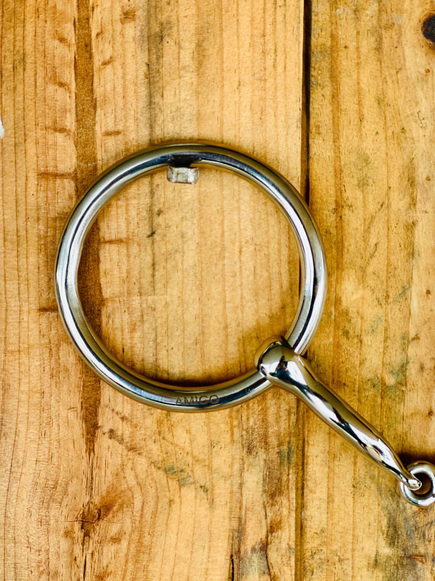 Dustybutts ‘Amigo’ Three Piece Smooth With Cricket Weighted Snaffle Bit