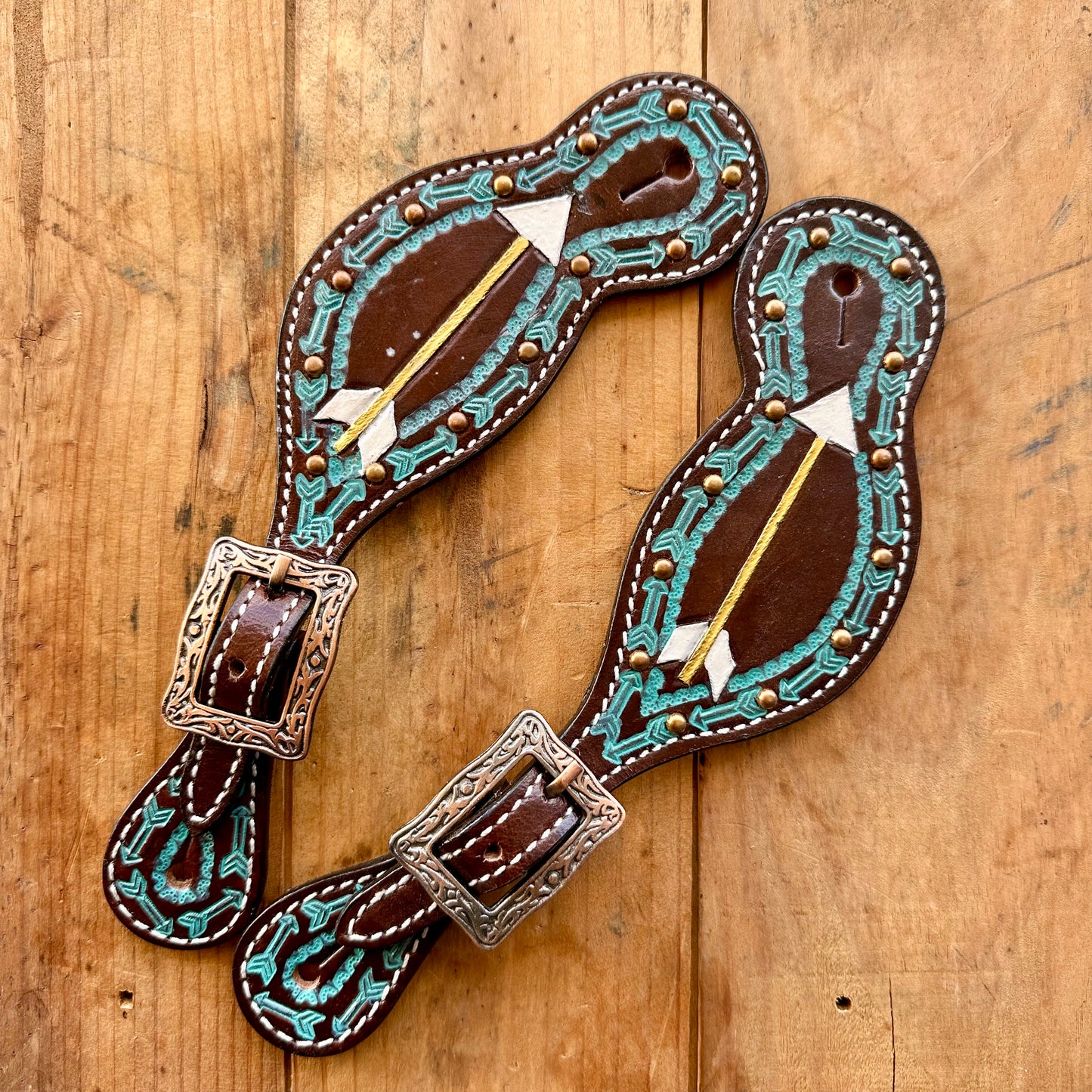 Ladies Hand Painted Arrow Design Spur Strap