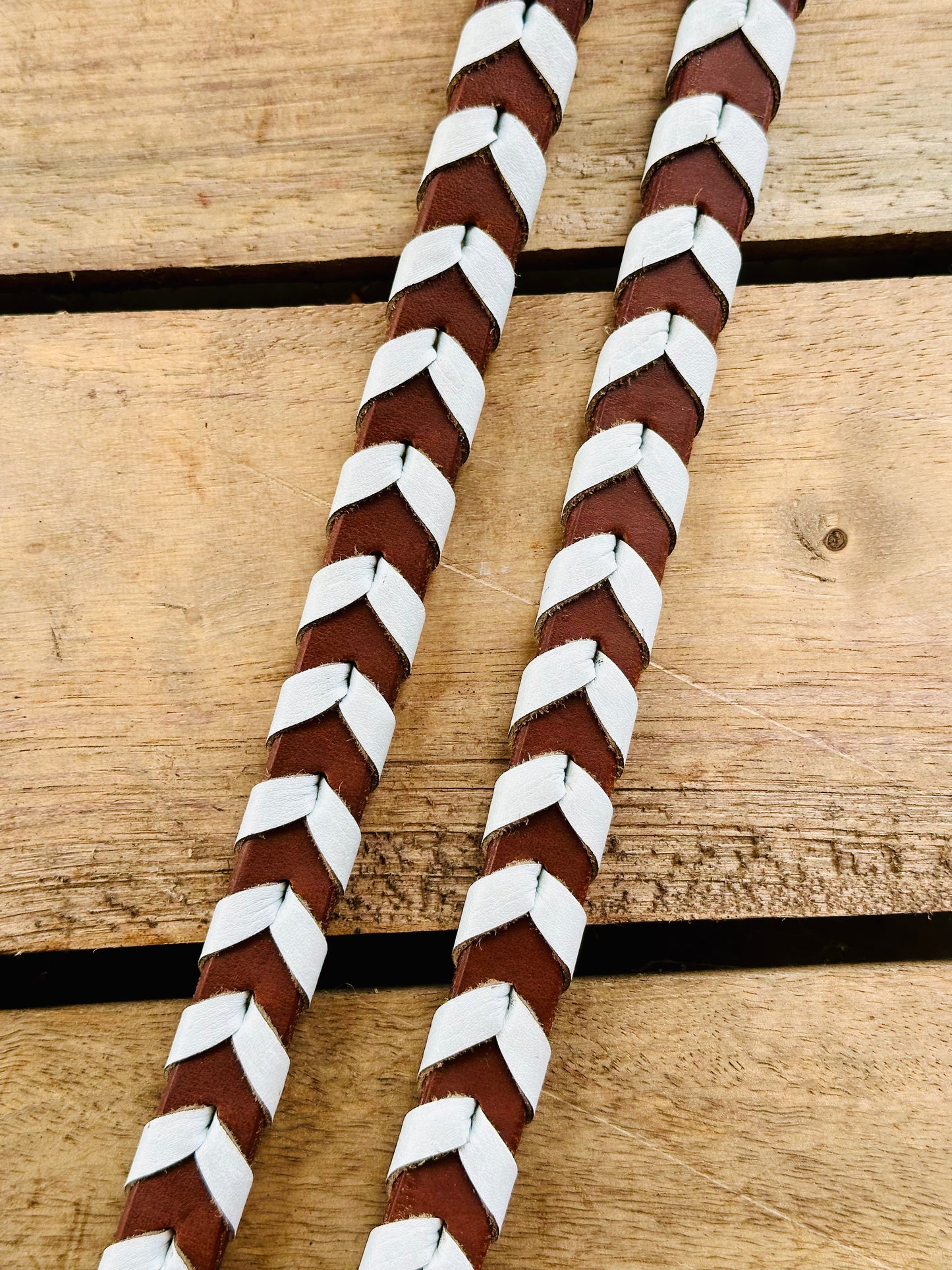 Dustybutts Harness Leather Laced Barrel Racing Reins // White