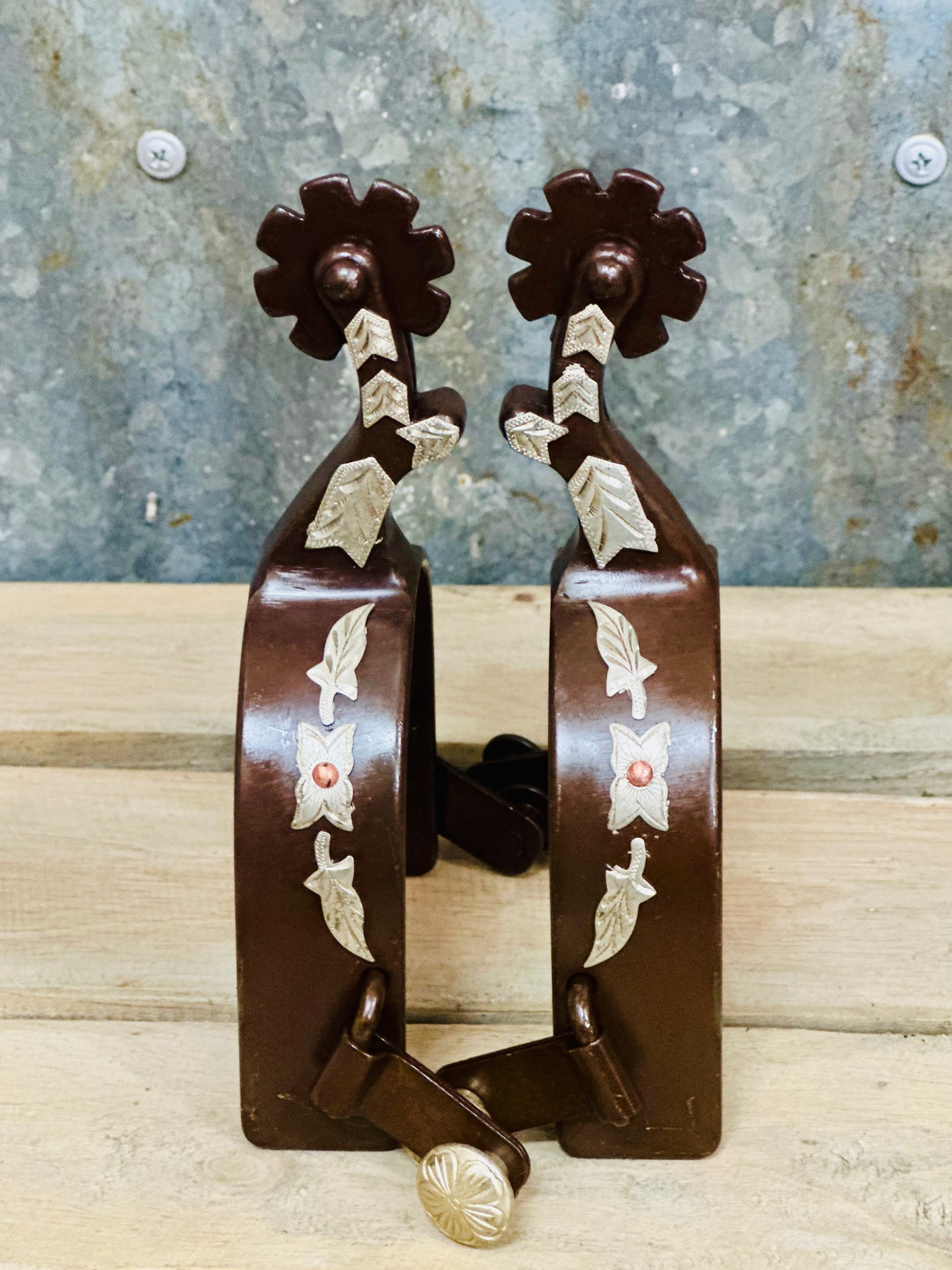Antique Brown Engraved Spur with Silver Arrow Overlay
