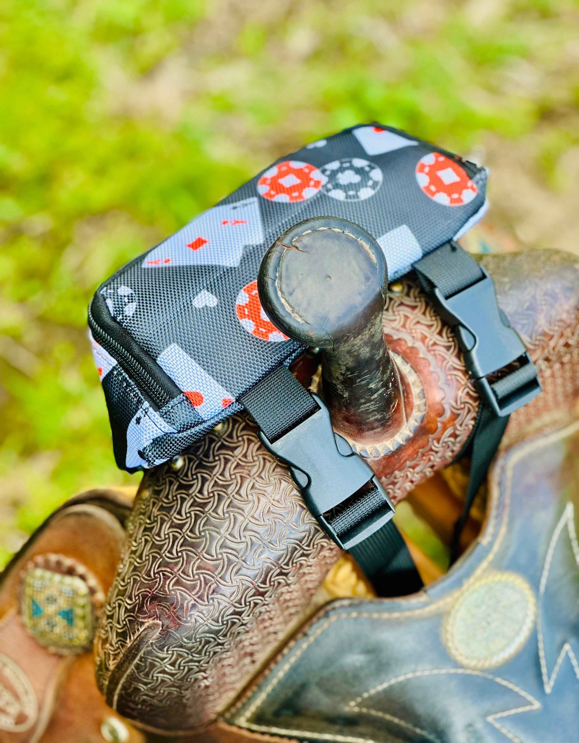 Dustybutts Cowgirl Carryall - Maverick