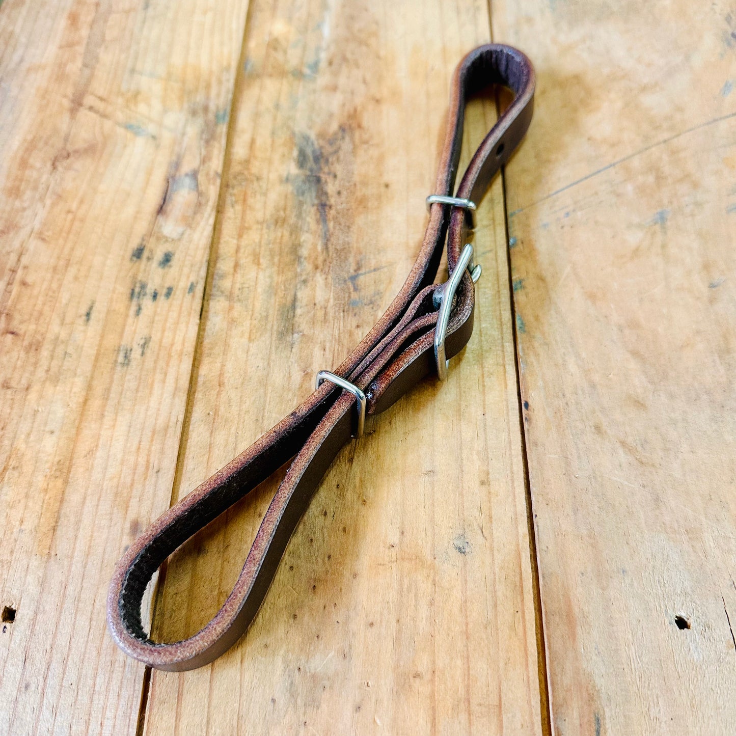 Oiled Leather Curb Strap // Dark Brown