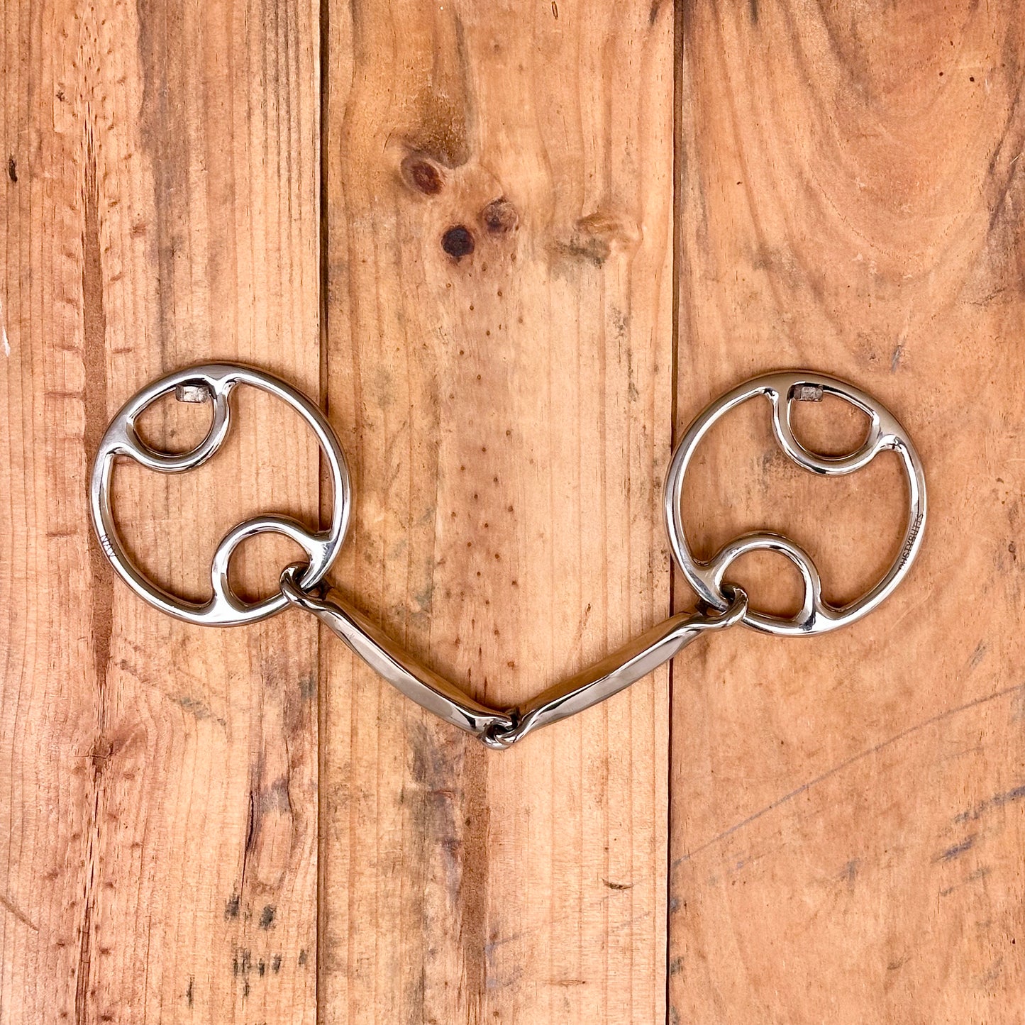 Dustybutts ‘Nav’ Locked Snaffle Bit - 8mm