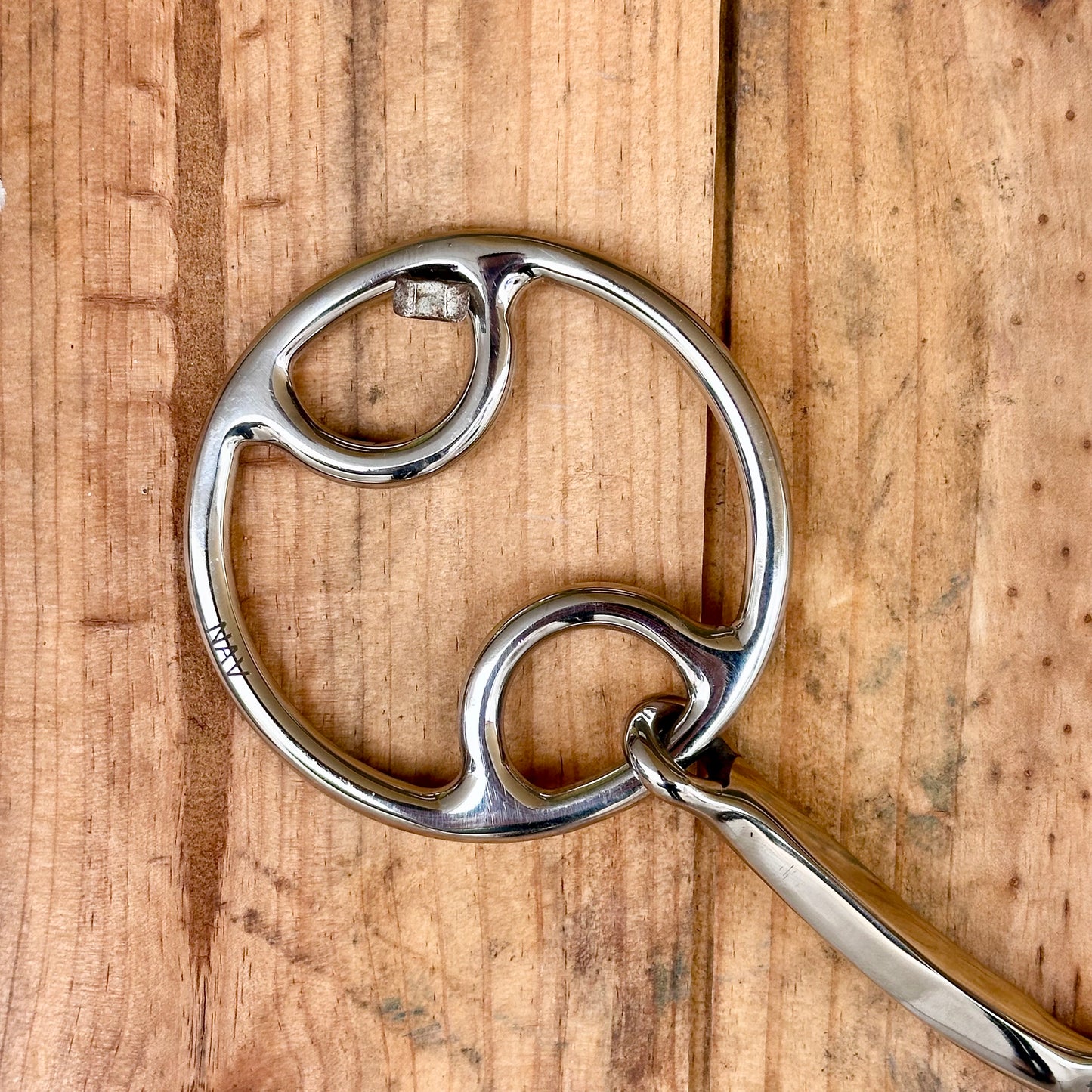 Dustybutts ‘Nav’ Locked Snaffle Bit - 8mm