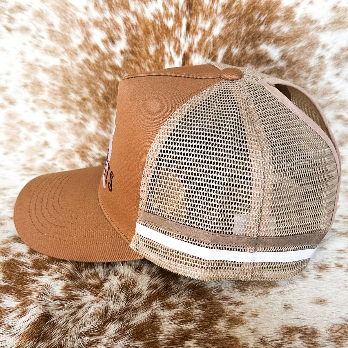 Dustybutts Trucker Cap // Ponytail // Tan