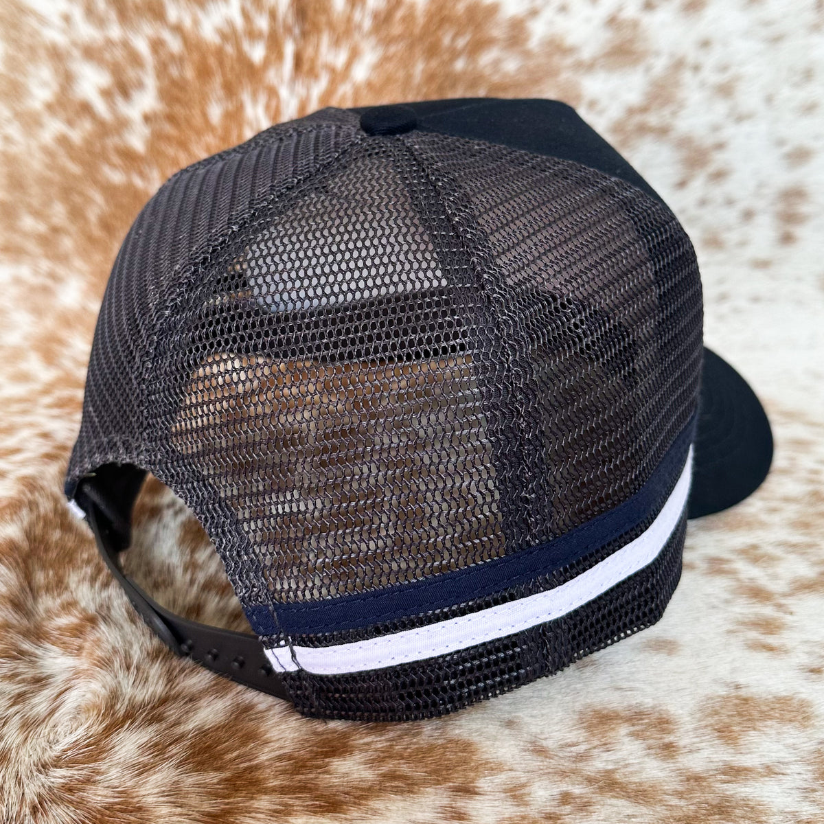 Dustybutts Trucker Cap // Black & Grey