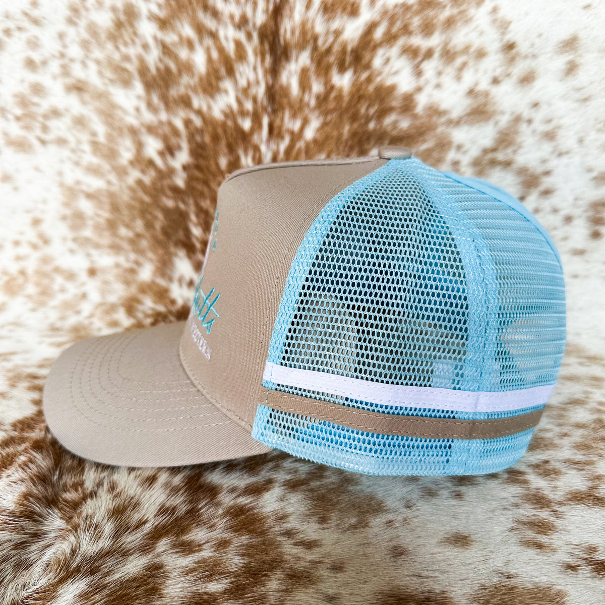 Dustybutts Trucker Cap // Ponytail // Cream & Dusty Blue