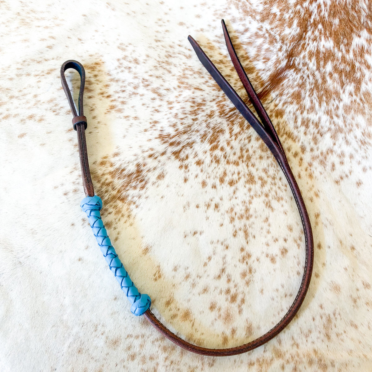 Dustybutts Rolled Harness Braided Leather Quirt / Light Blue