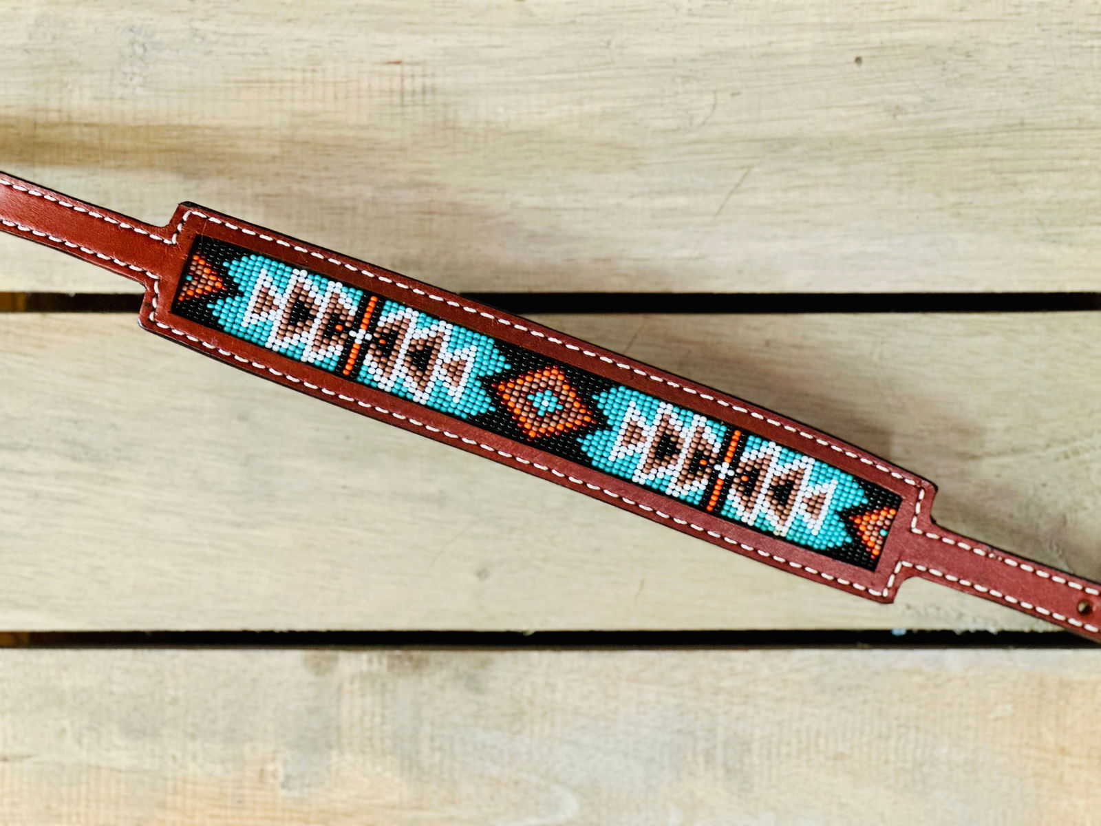 Medium Leather Wither Strap With Beaded Navajo Inlay - Dustybutts Australia