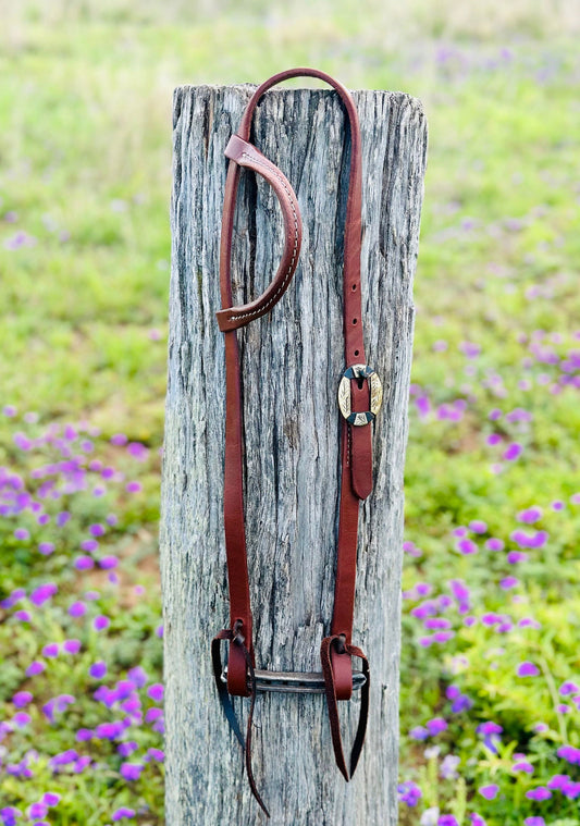 Oiled Harness Single Ear Bridle With Detailed Antique Buckle - Dustybutts Australia