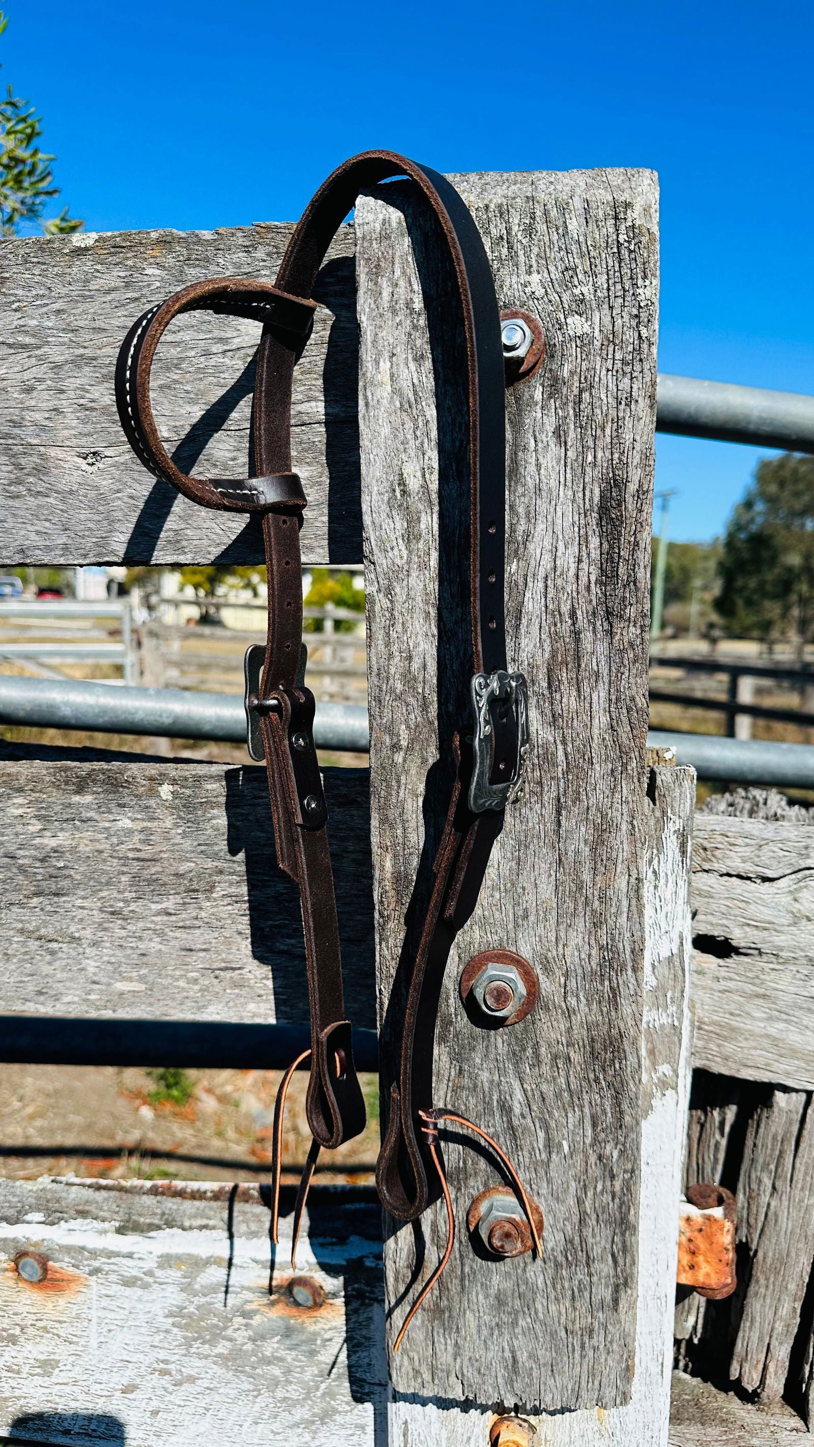 One Eared Leather Bridle - Dark Chocolate - Dustybutts Australia