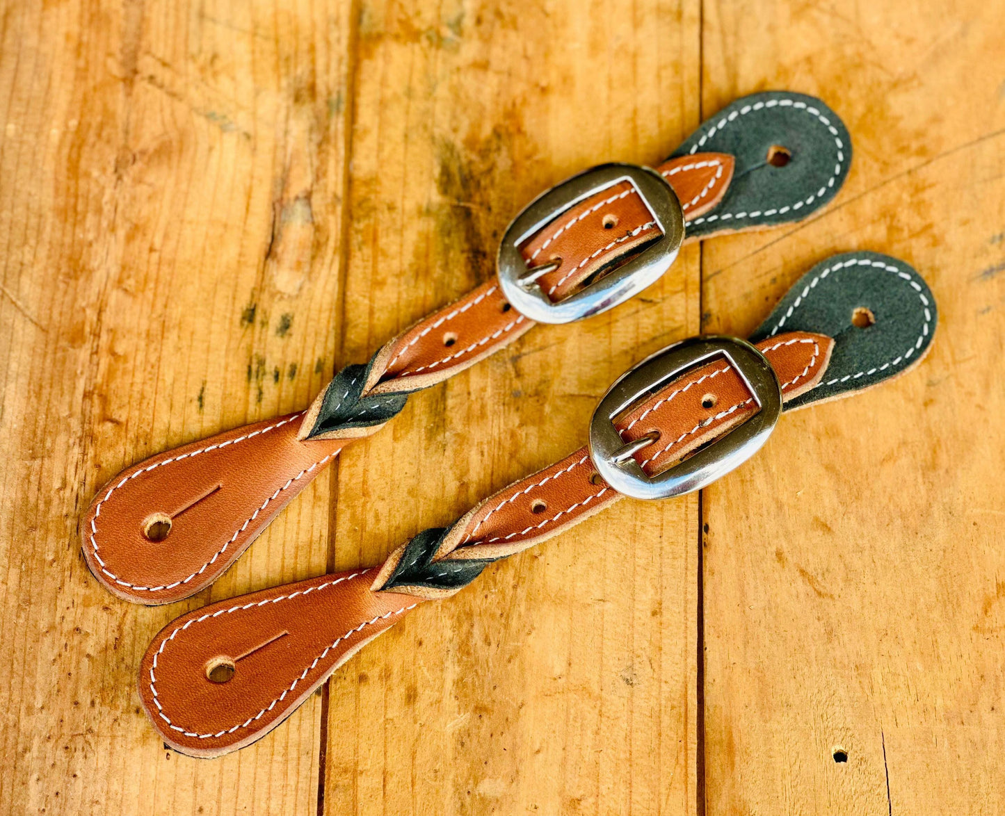 Dustybutts Harness Leather Twisted Spur Straps // Brown & Grey