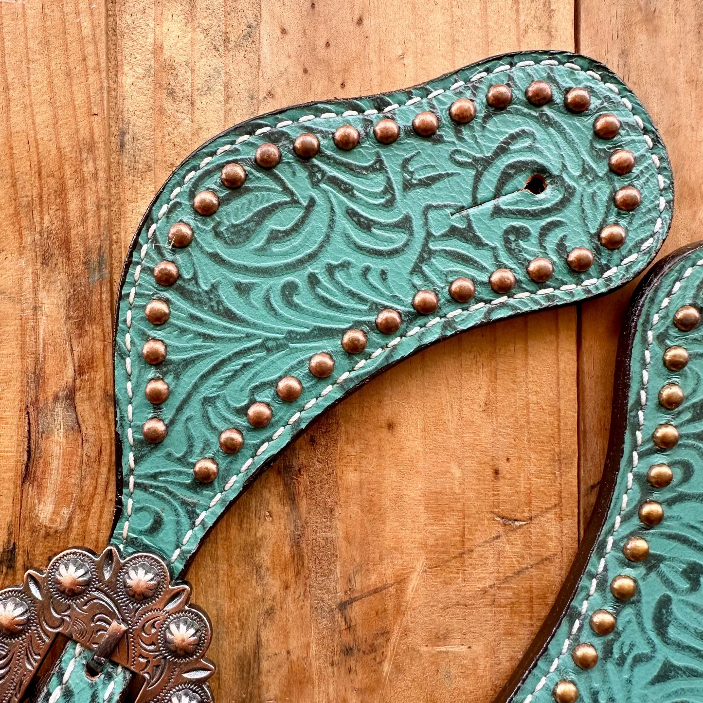 Leather Spur Straps With Filigree Print