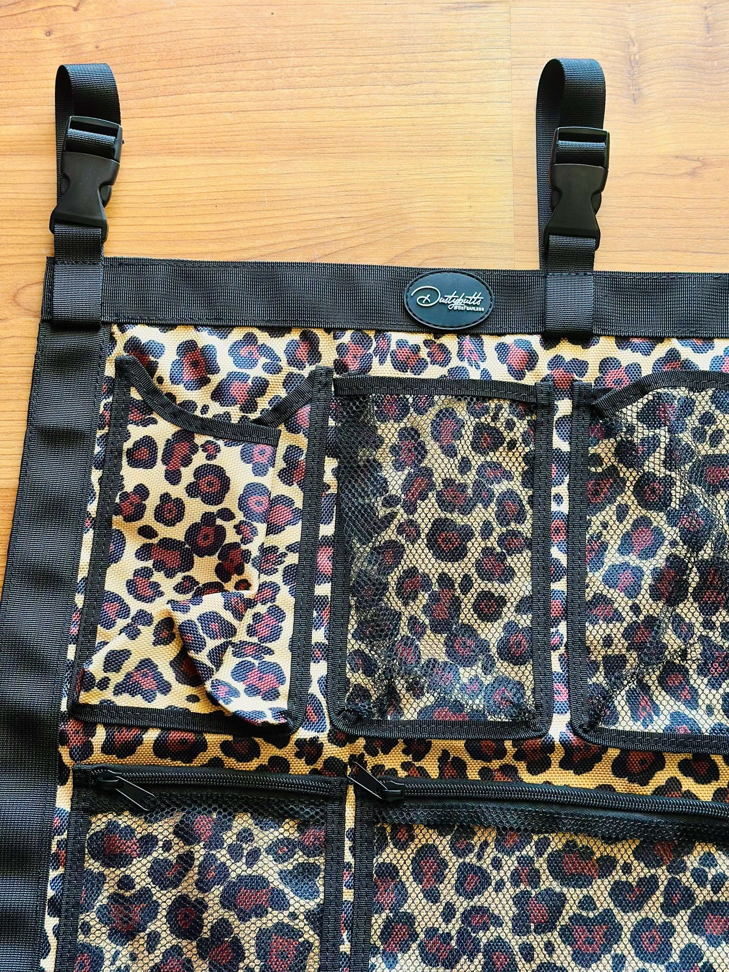 SAMPLE // Hanging Grooming Tote